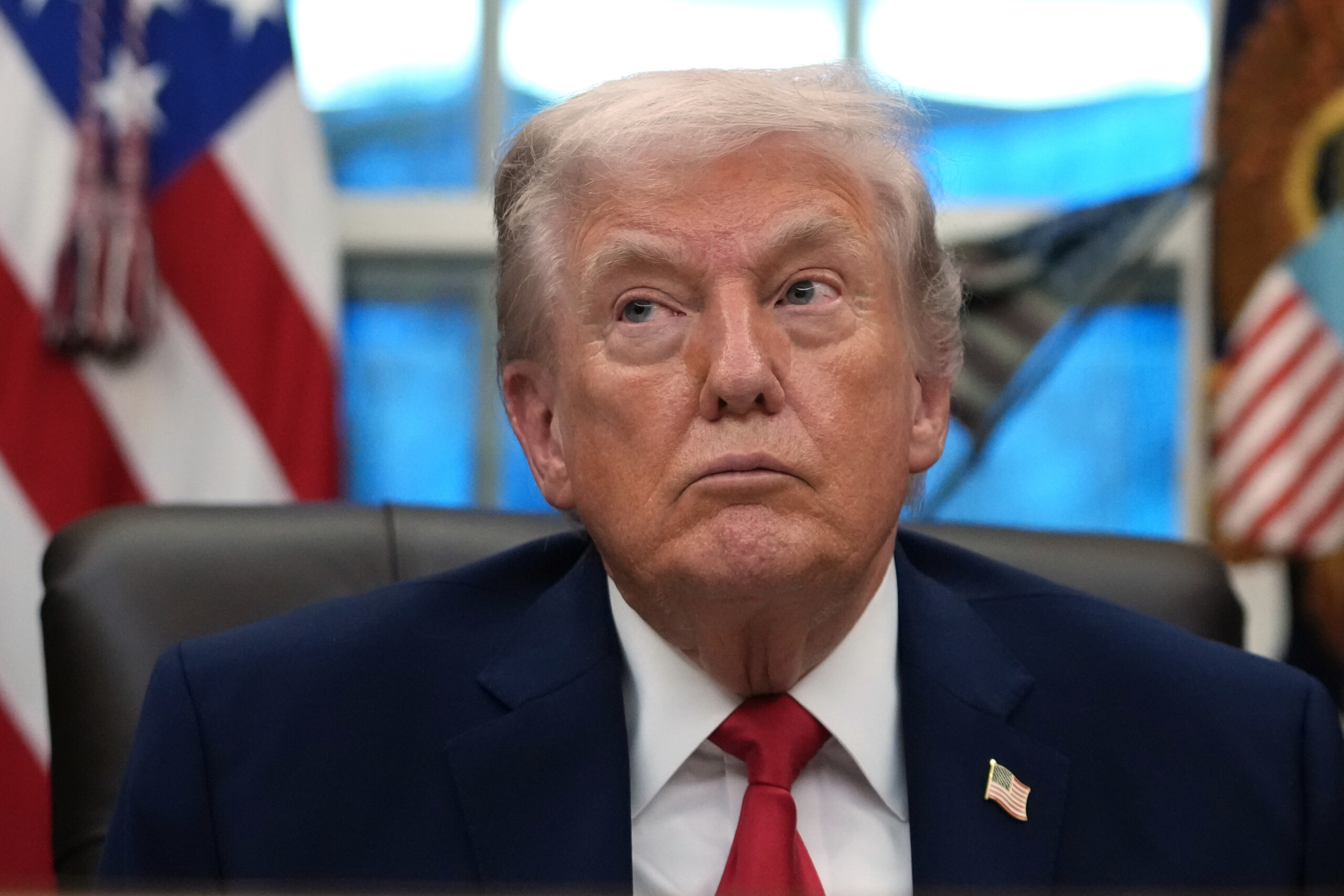 Trump : « Je ne lui demanderai pas, mais il est certain que Warsh réduira les taux » 1 trump je ne lui demanderai pas mais il est certain que warsh reduira les taux scaled