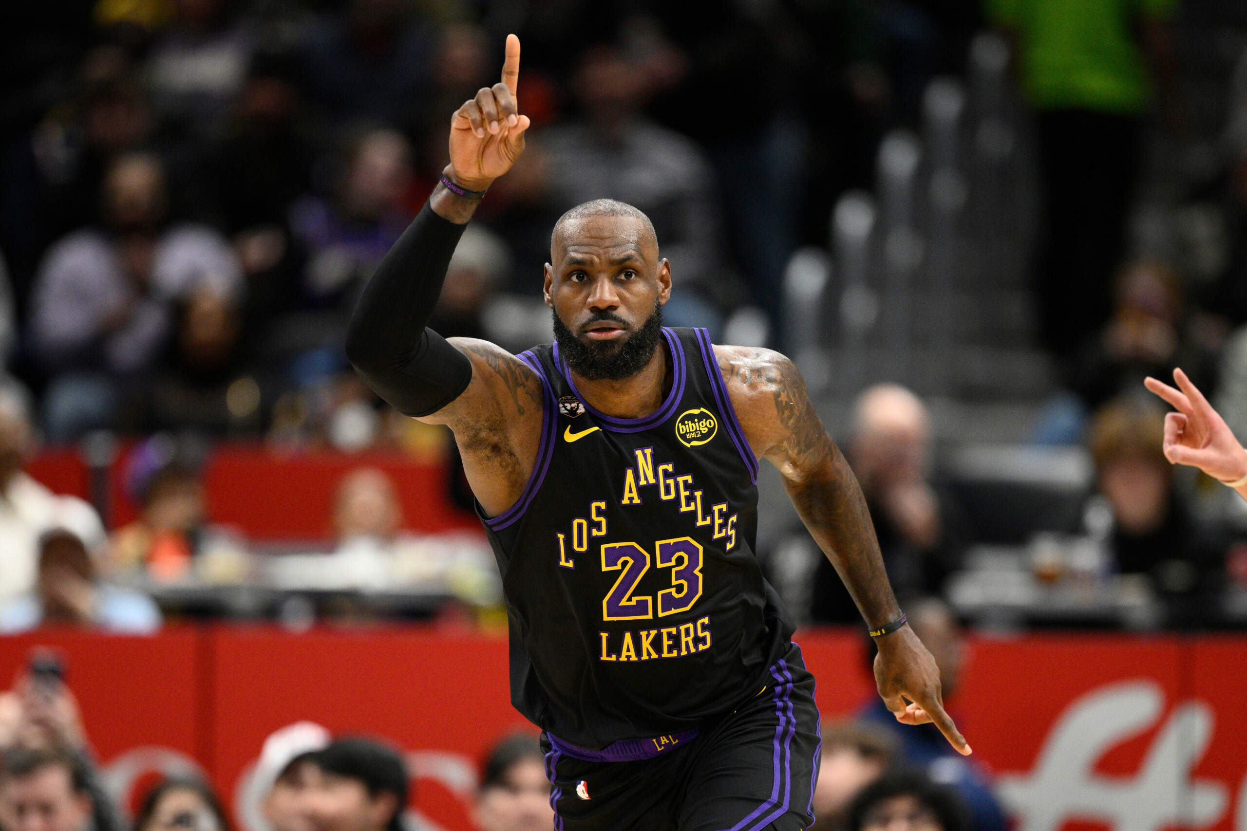 nba lebron james etablit un nouveau record avec sa 22e participation au all star game scaled