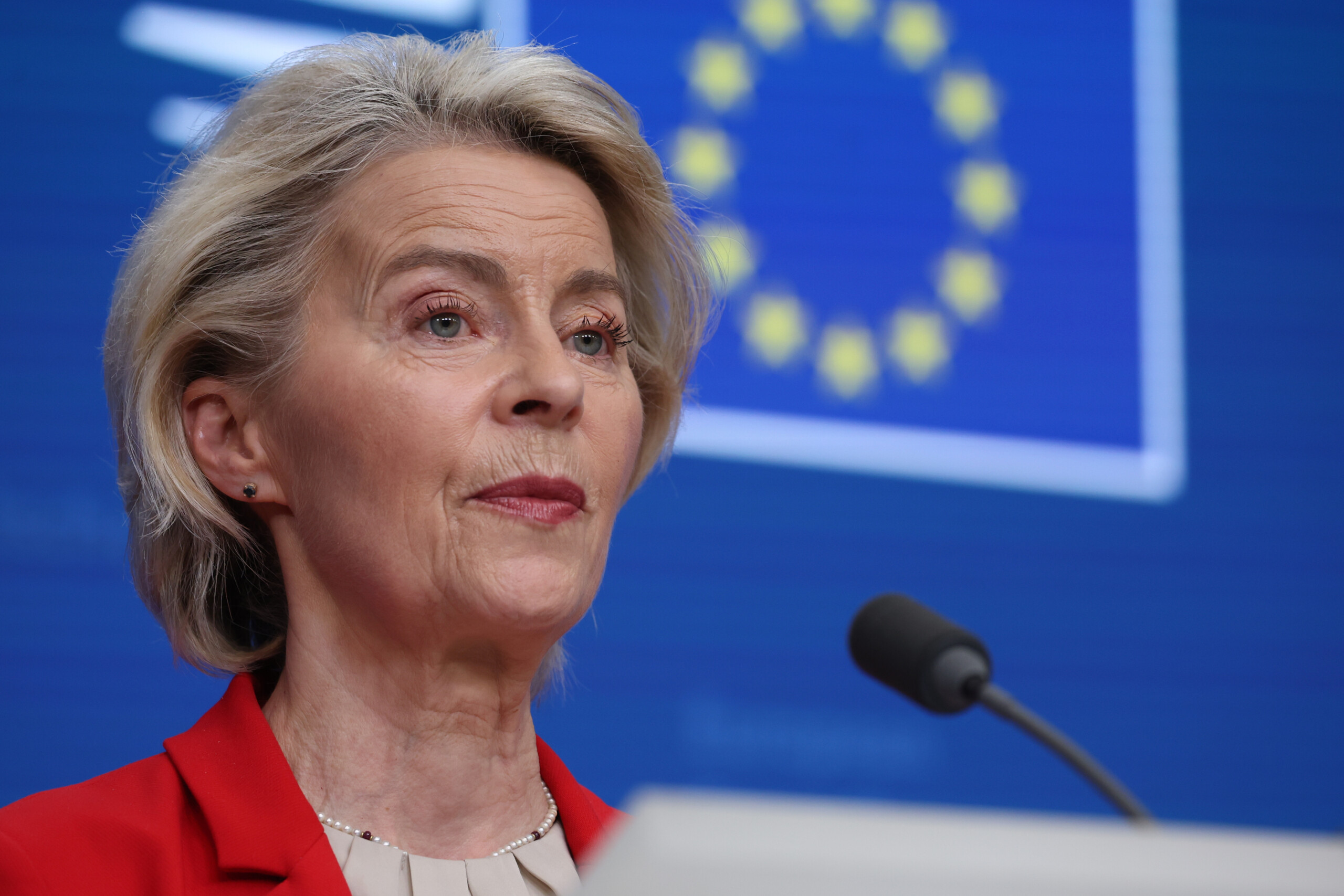 ukraine von der leyen les sanctions sont efficaces approuvons les pour le 24 fevrier scaled