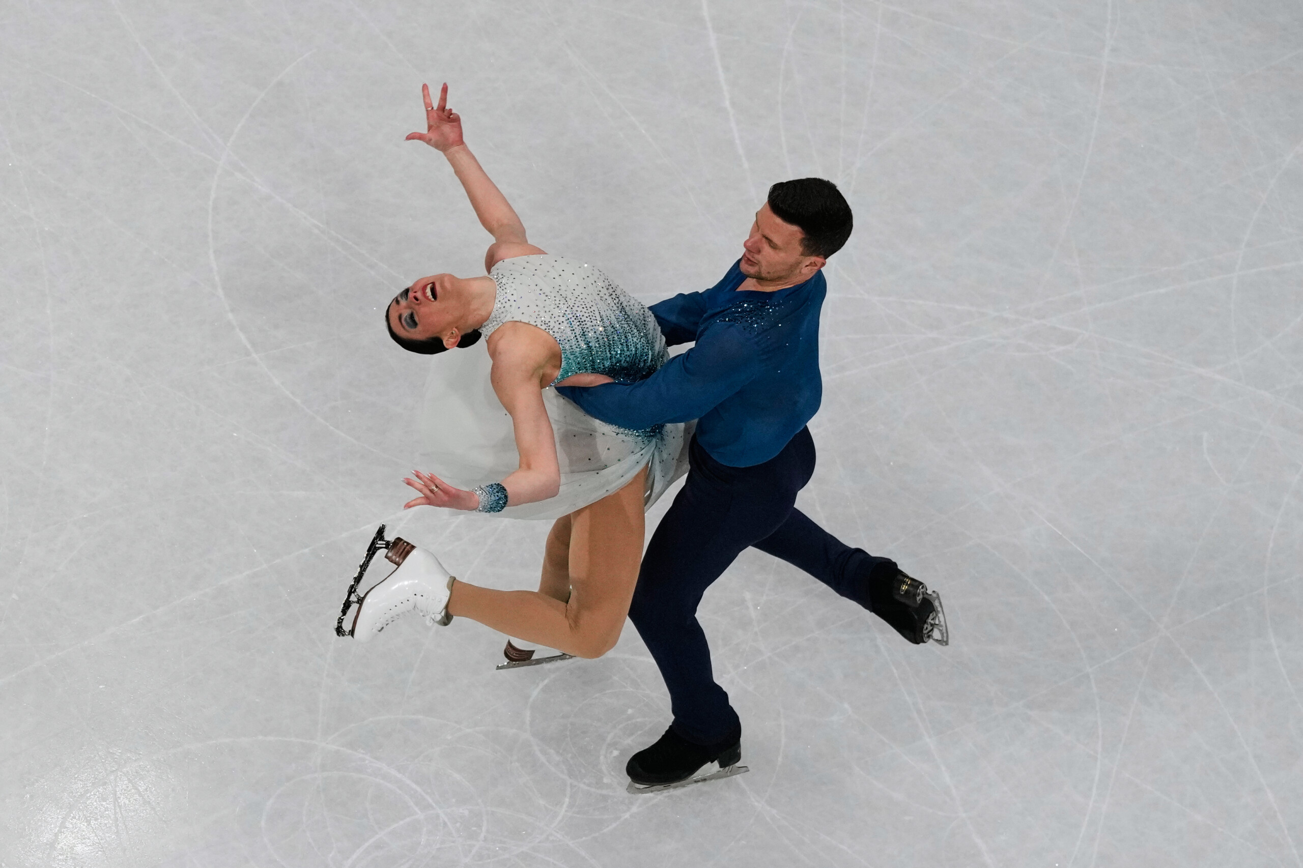 milan cortina patinage artistique guignard fabbri exceptionnels litalie 3e par equipe scaled