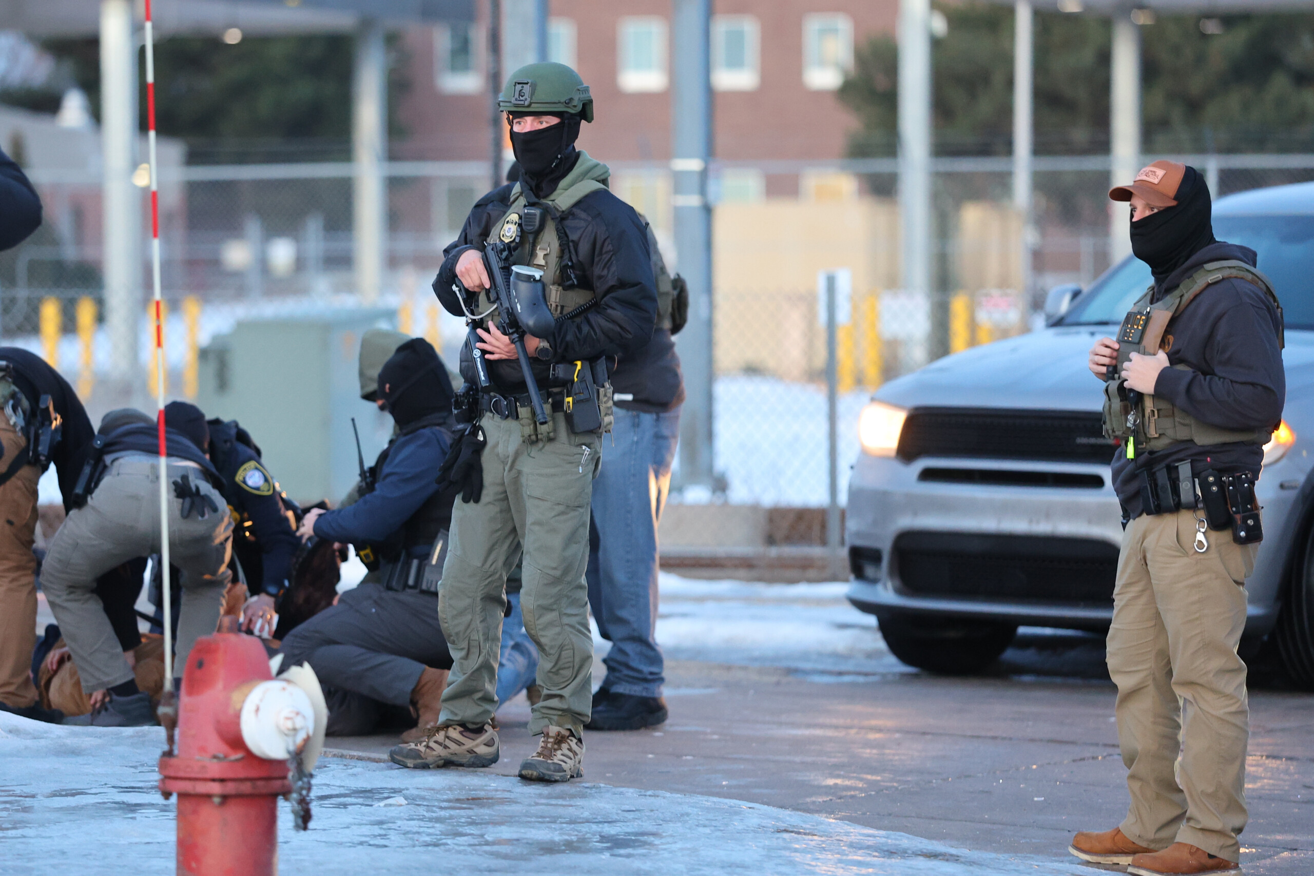 etats unis un juge bloque linterdiction generale des agents federaux en californie scaled