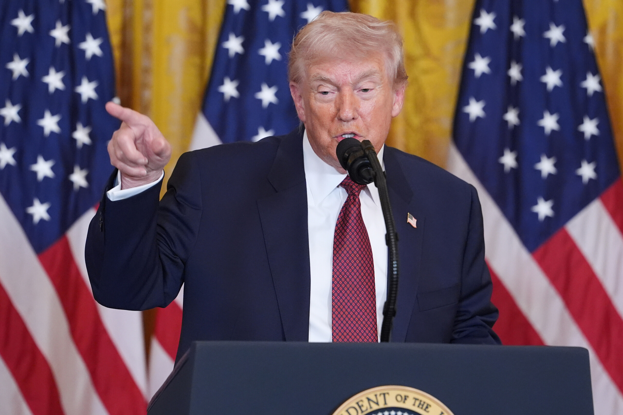 etats unis vote bipartite de la chambre contre les droits de douane imposes par trump au canada scaled