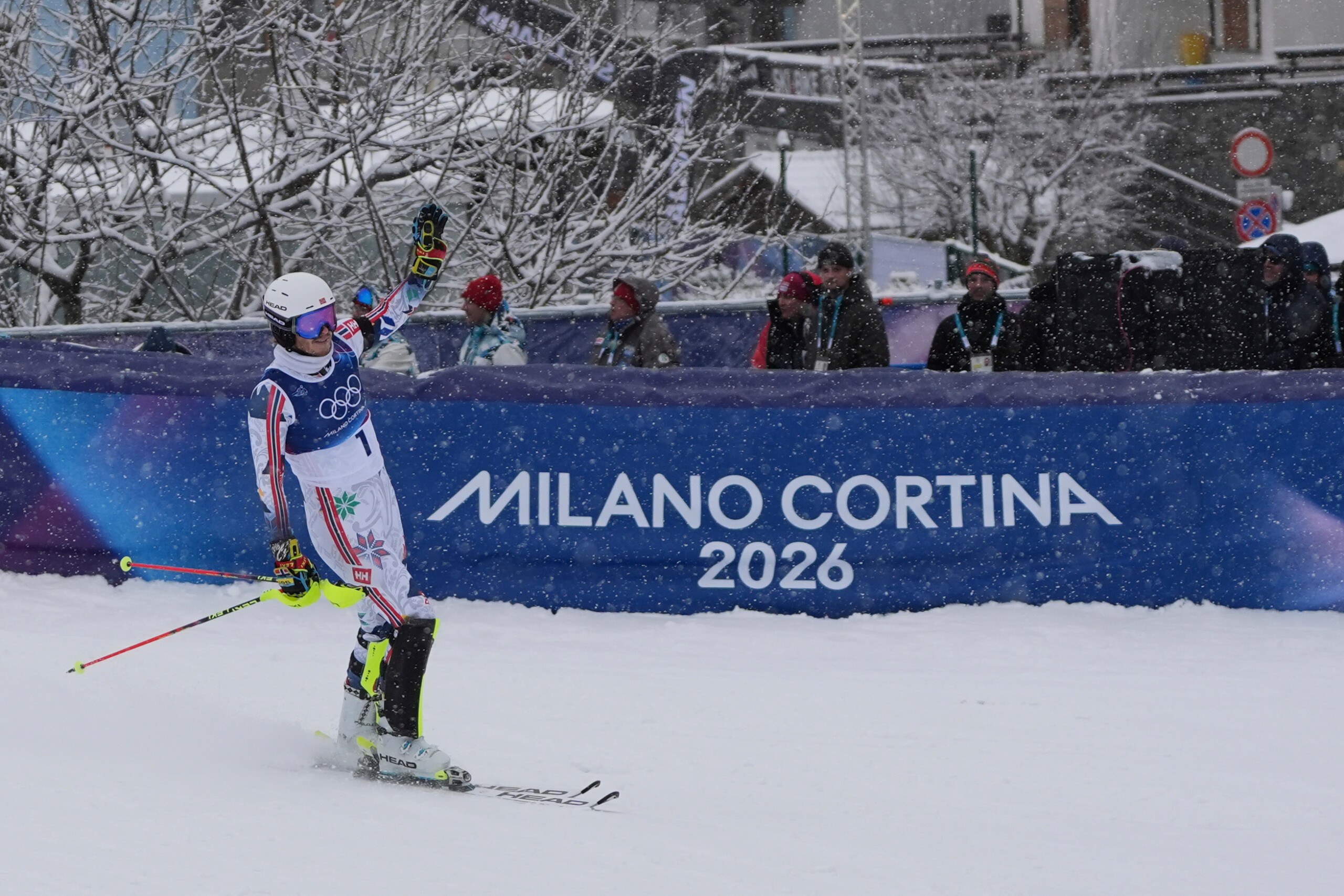 Milan-Cortina : McGrath en tête de la première manche du slalom, Saccardi dixième 1 milan cortina mcgrath en tete de la premiere manche du slalom saccardi dixieme scaled