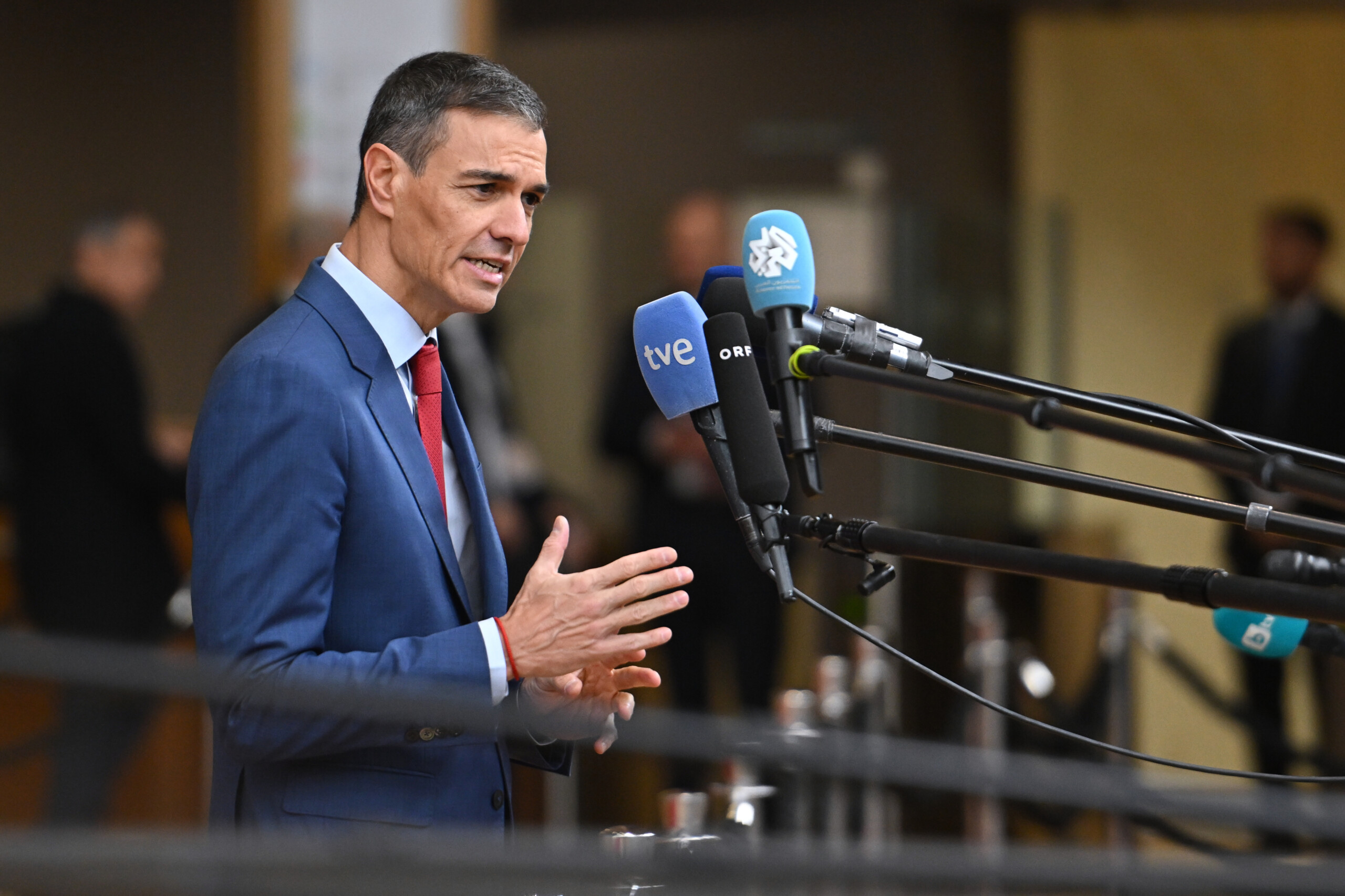 espagne sanchez le parquet enquete sur x meta et tiktok pour pornographie infantile scaled