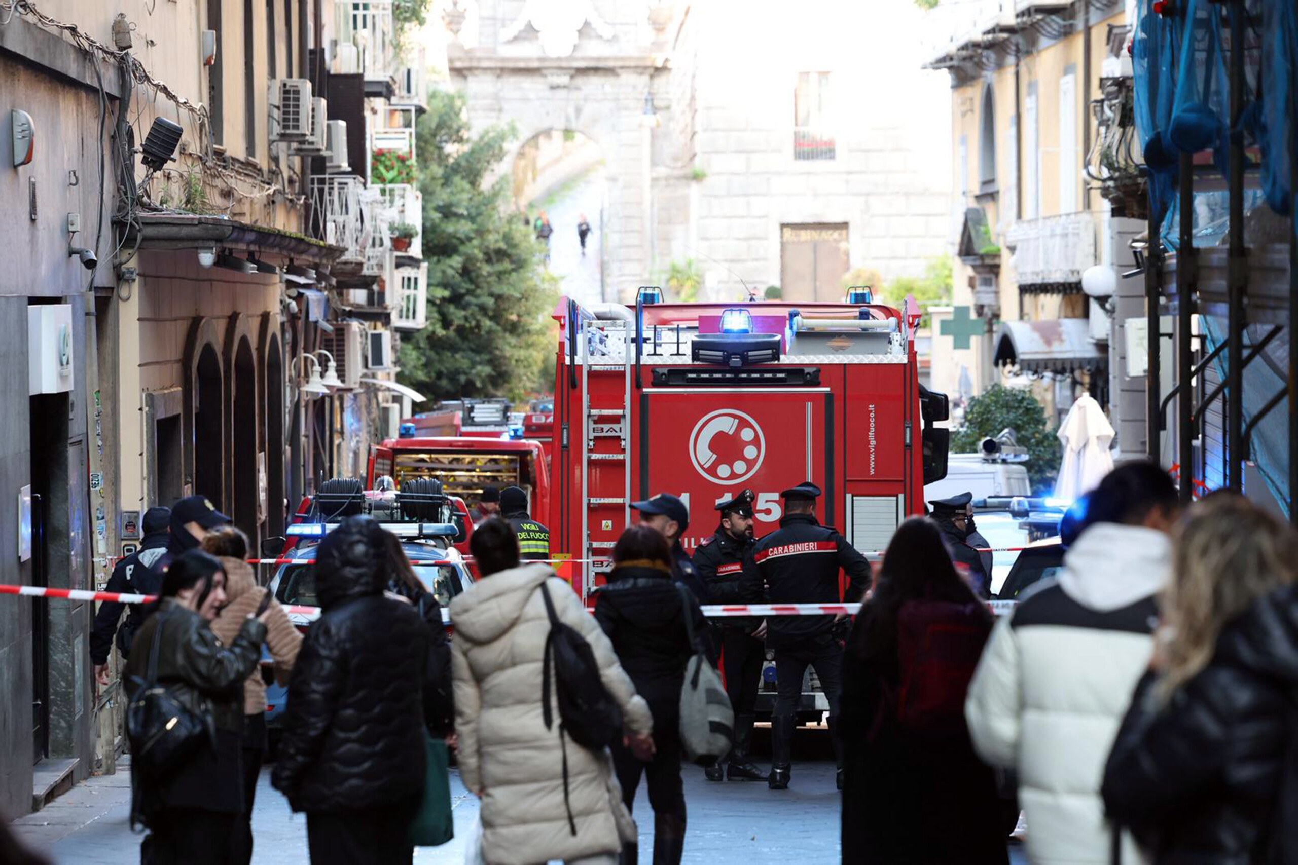 sannazaro incendie maitrise extinction des foyers en cours scaled