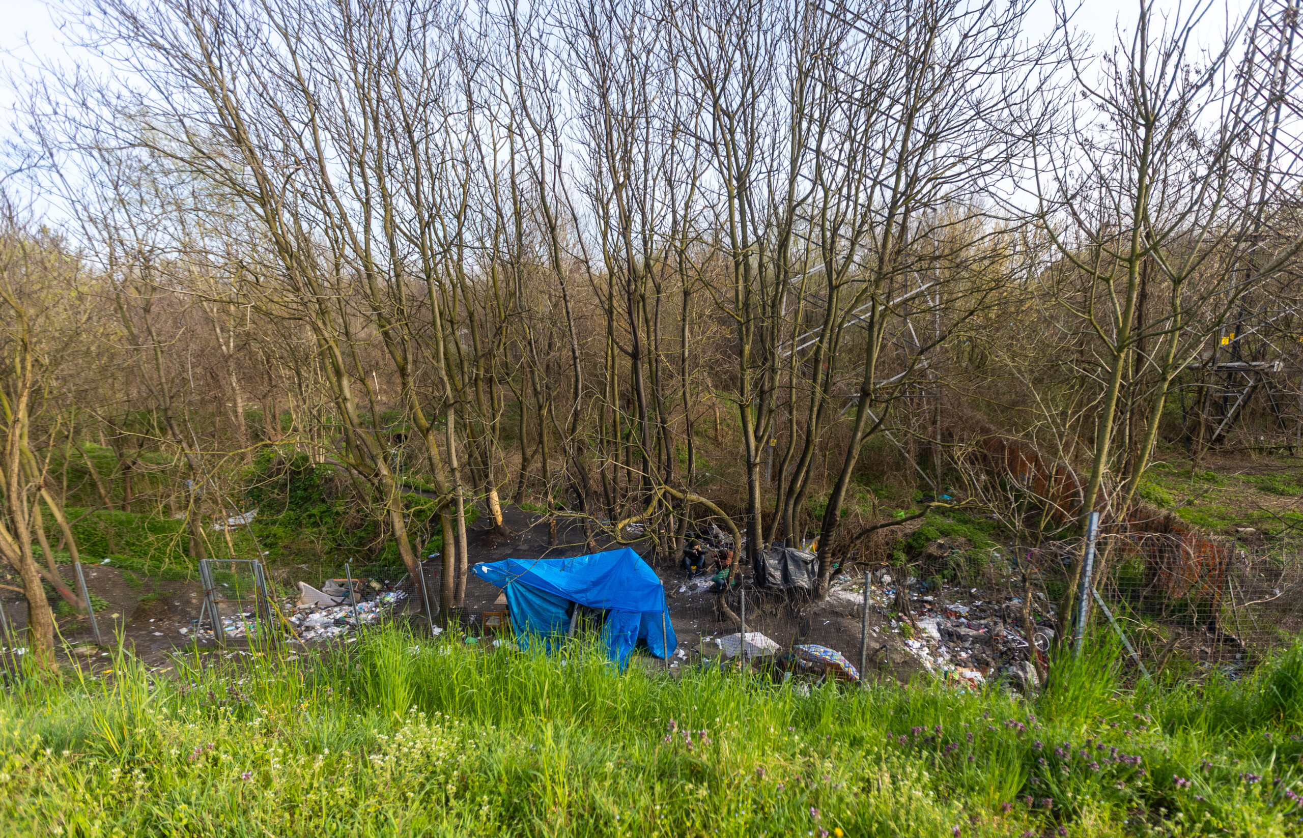 Rogoredo : un policier a menti en disant avoir « appelé les secours » 1 rogoredo un policier a menti en disant avoir appele les secours scaled