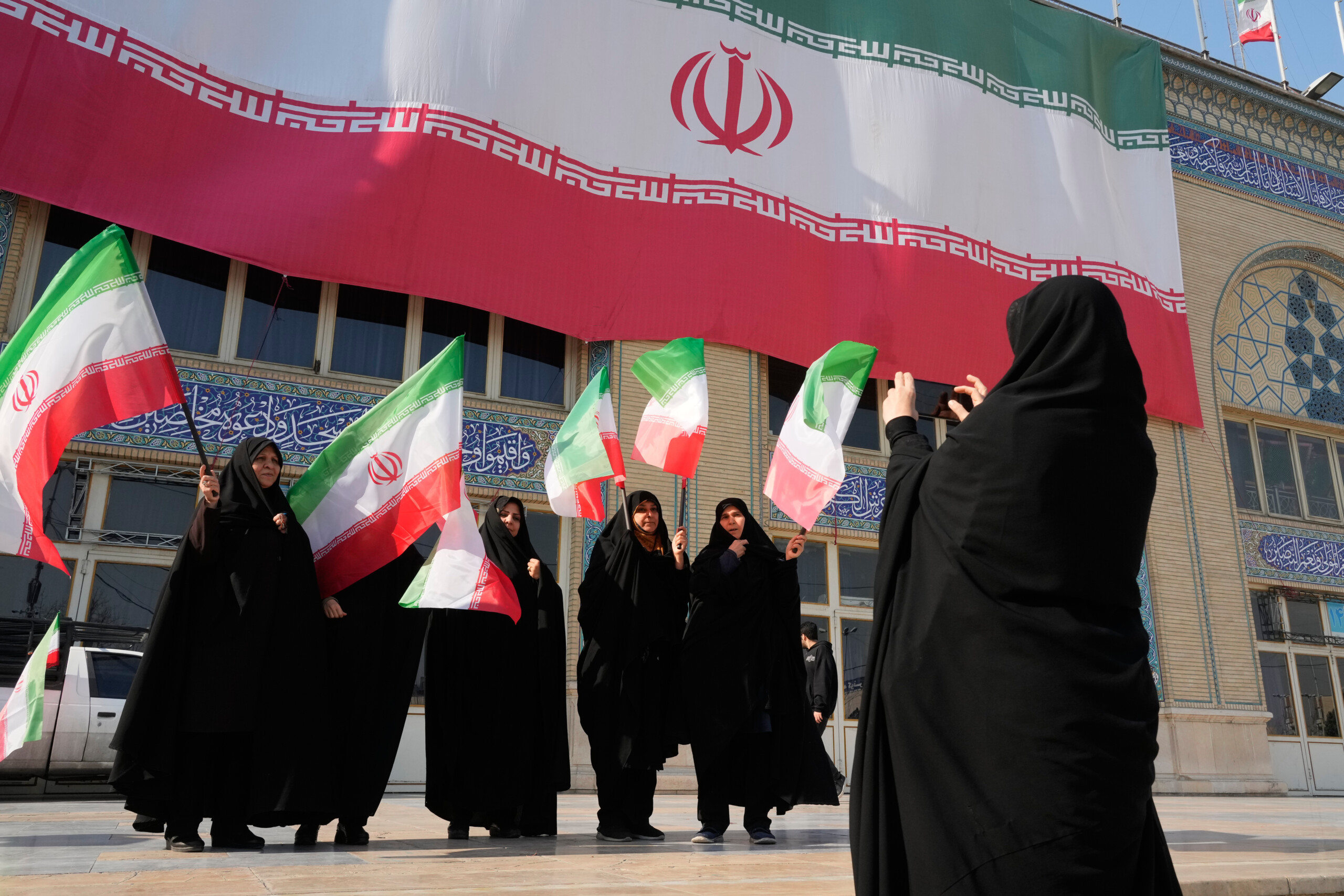 iran medias troisieme jour de manifestations etudiantes scaled