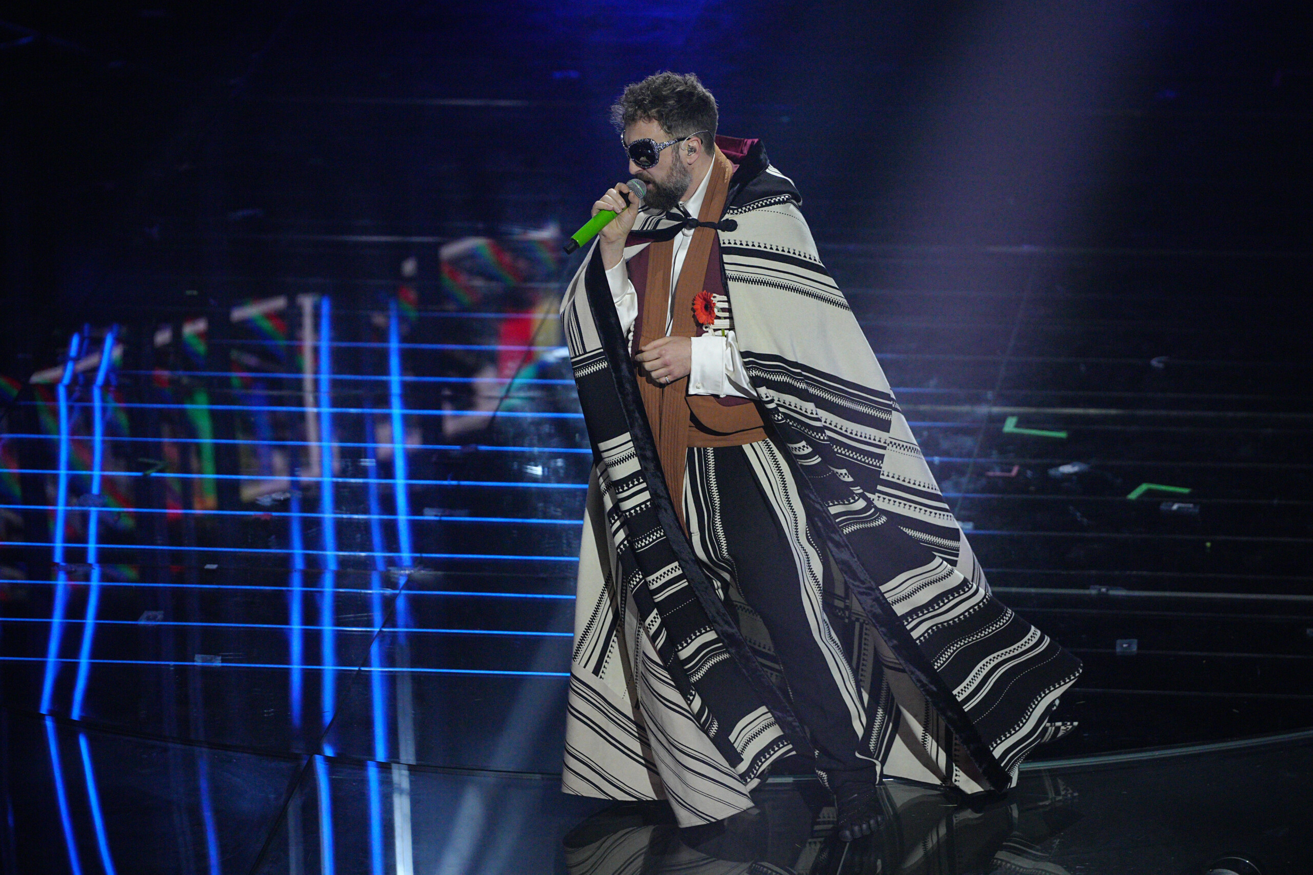 sanremo codacons porte plainte aupres de lagcom contre dargen damico pour publicite clandestine scaled