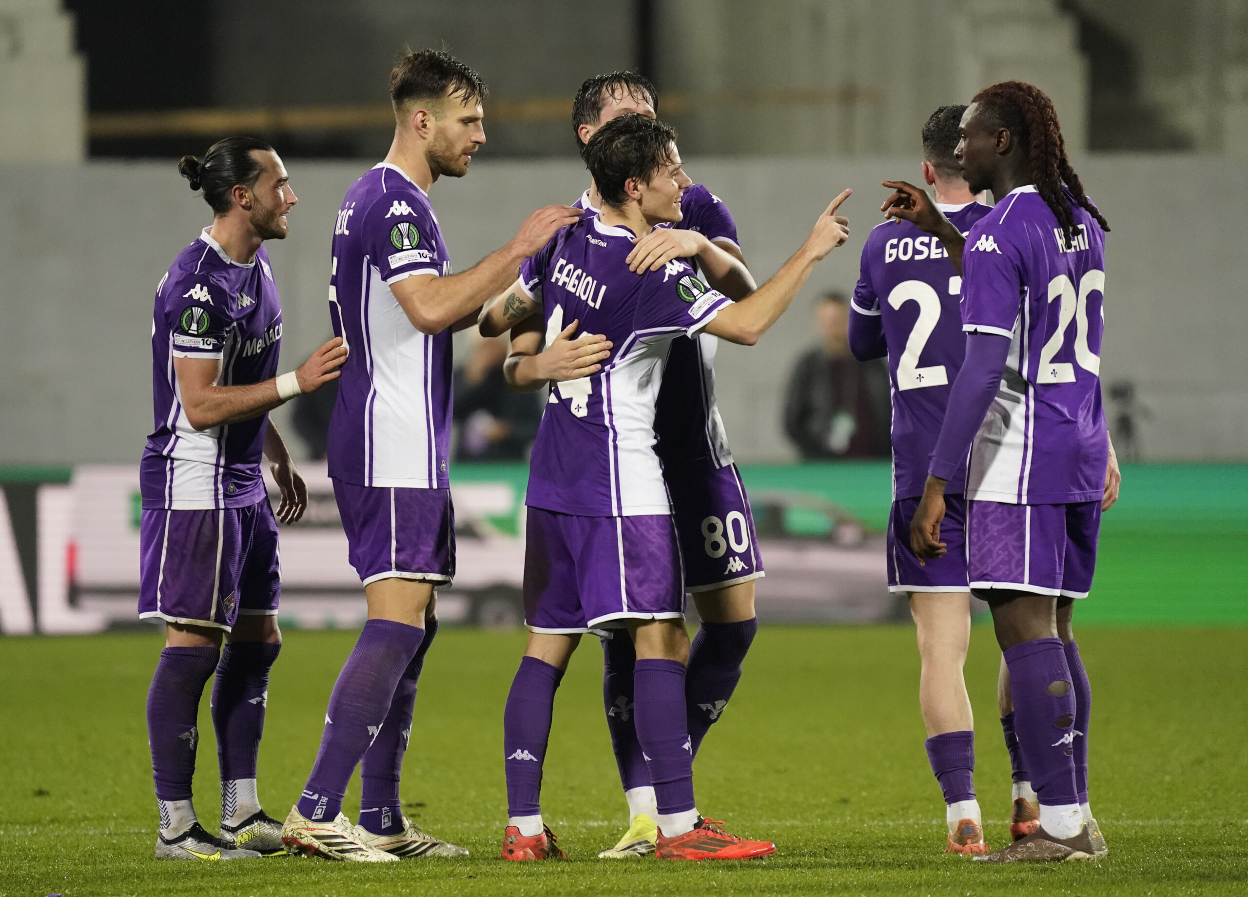 conference league la fiorentina affrontera rakow en huitiemes de finale scaled