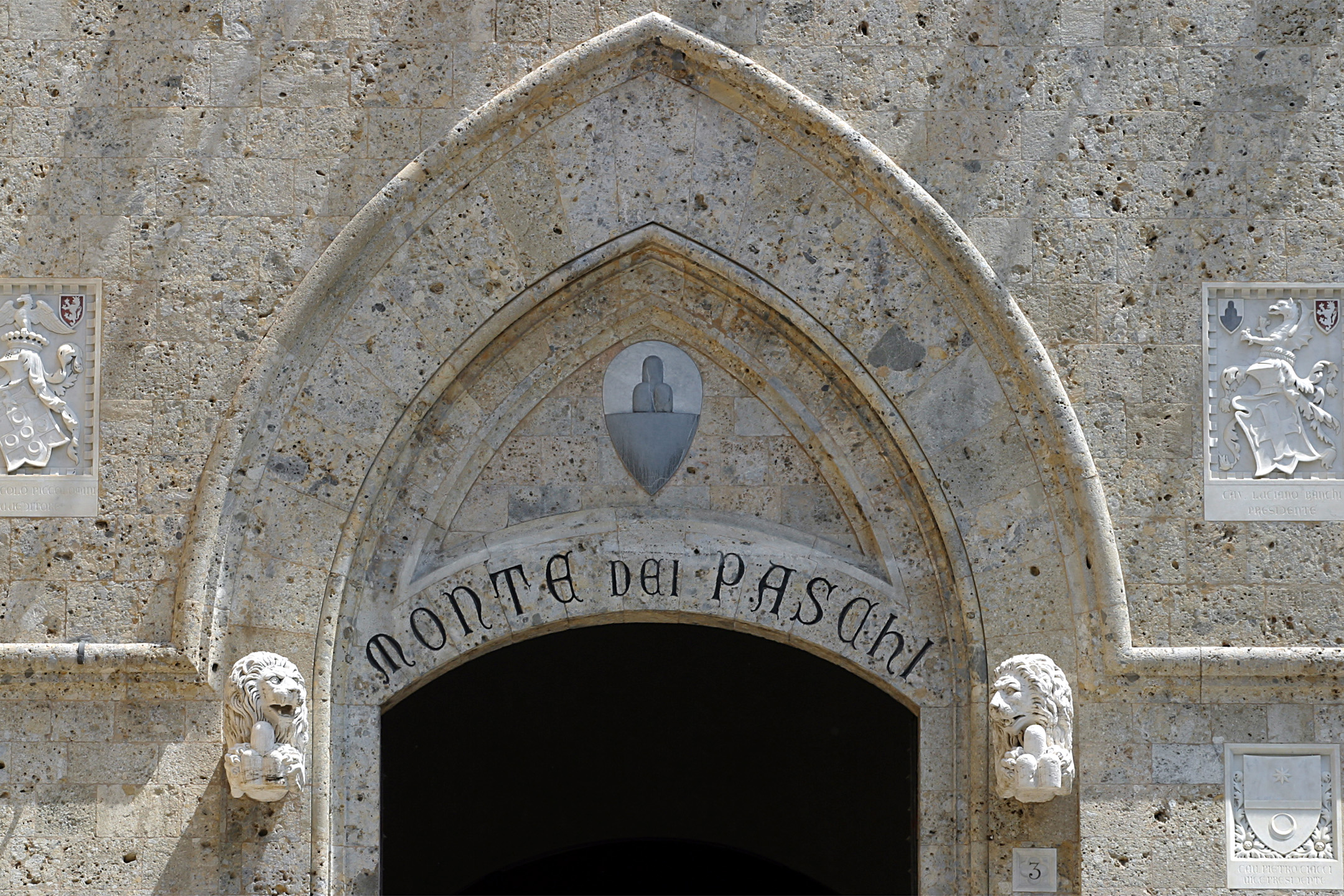 mps le plan prevoit un benefice net ajuste de 37 milliards deur en 2030 et de 33 milliards deur en 2028