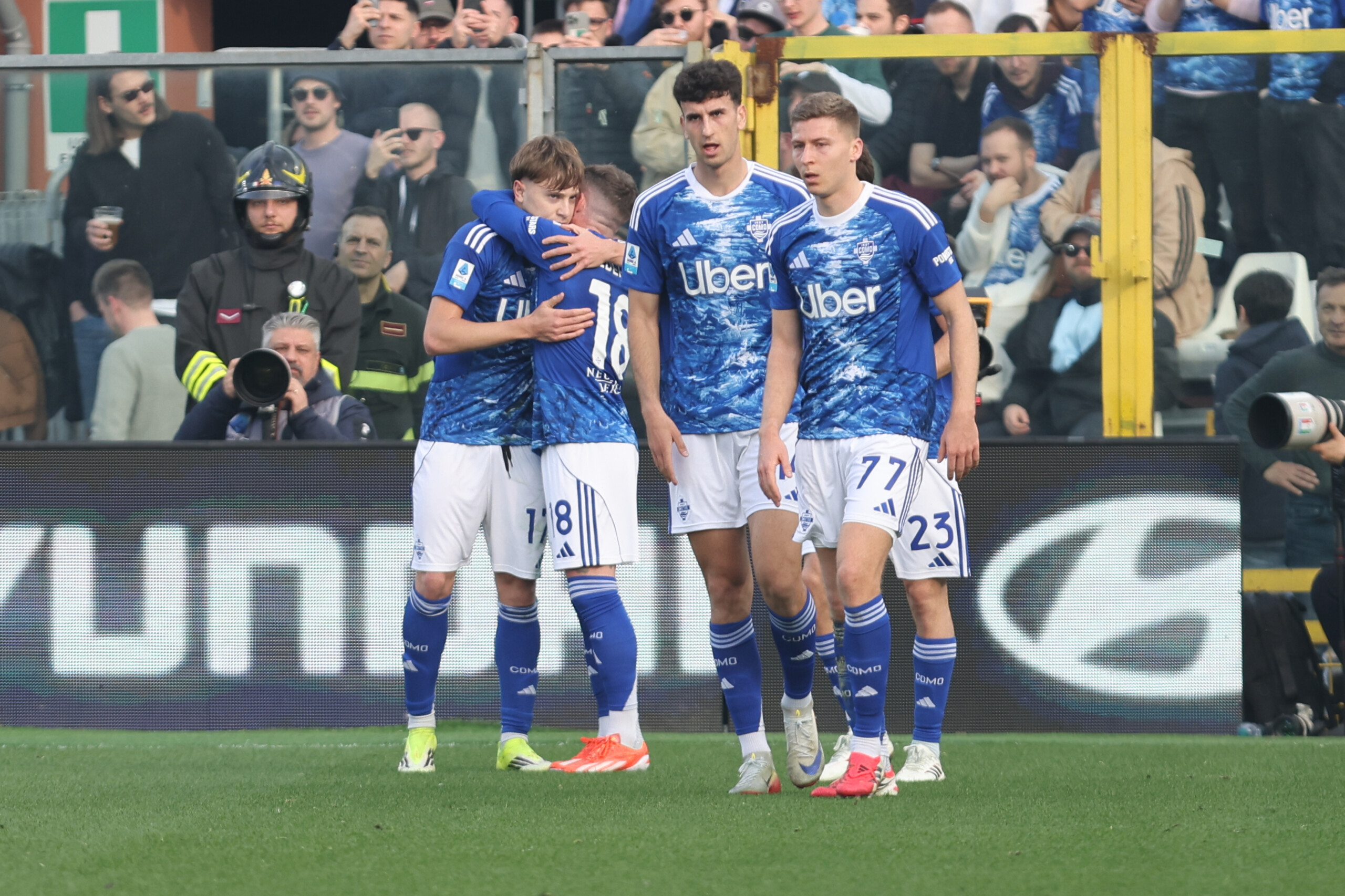 Football, Serie A : Côme renverse Lecce 3-1, le rêve européen continue 1 football serie a come renverse lecce 3 1 le reve europeen continue scaled