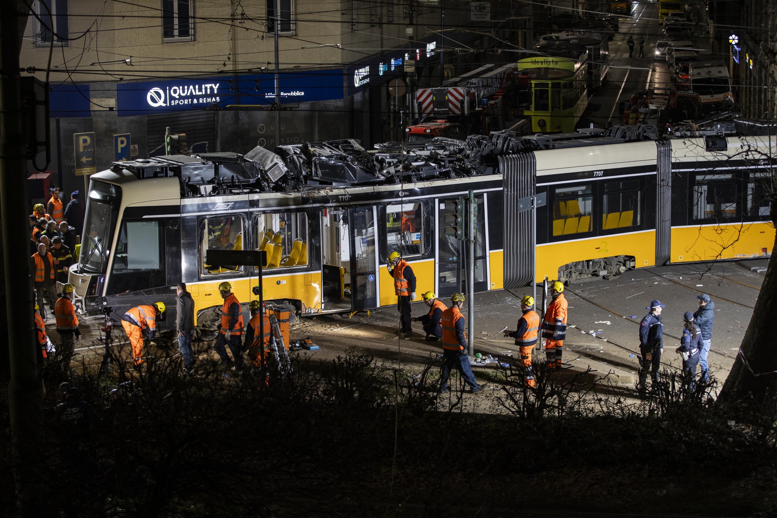 Tramway déraillé : deux blessés toujours en réanimation à l'hôpital polyclinique, les autres ont quitté l'hôpital 1 tramway deraille deux blesses toujours en reanimation a lhopital polyclinique les autres ont quitte lhopital scaled