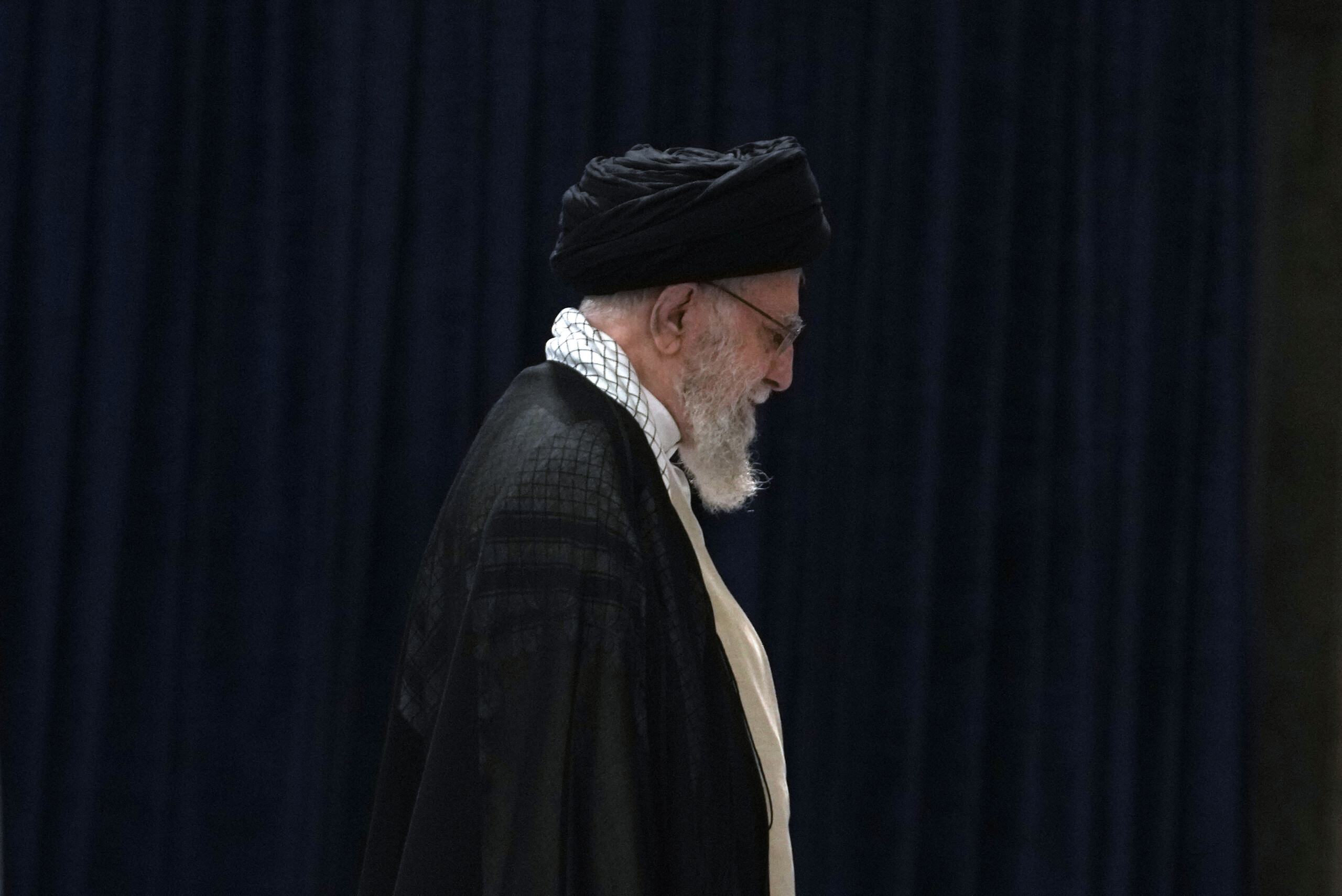 teheran confirme egalement le deces de khamenei scaled