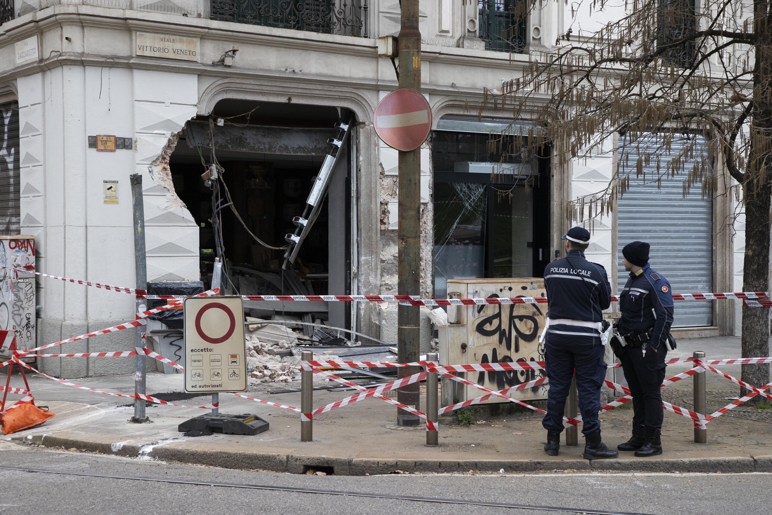 deraillement dun tramway a milan le conducteur fait lobjet dune enquete pour catastrophe ferroviaire scaled