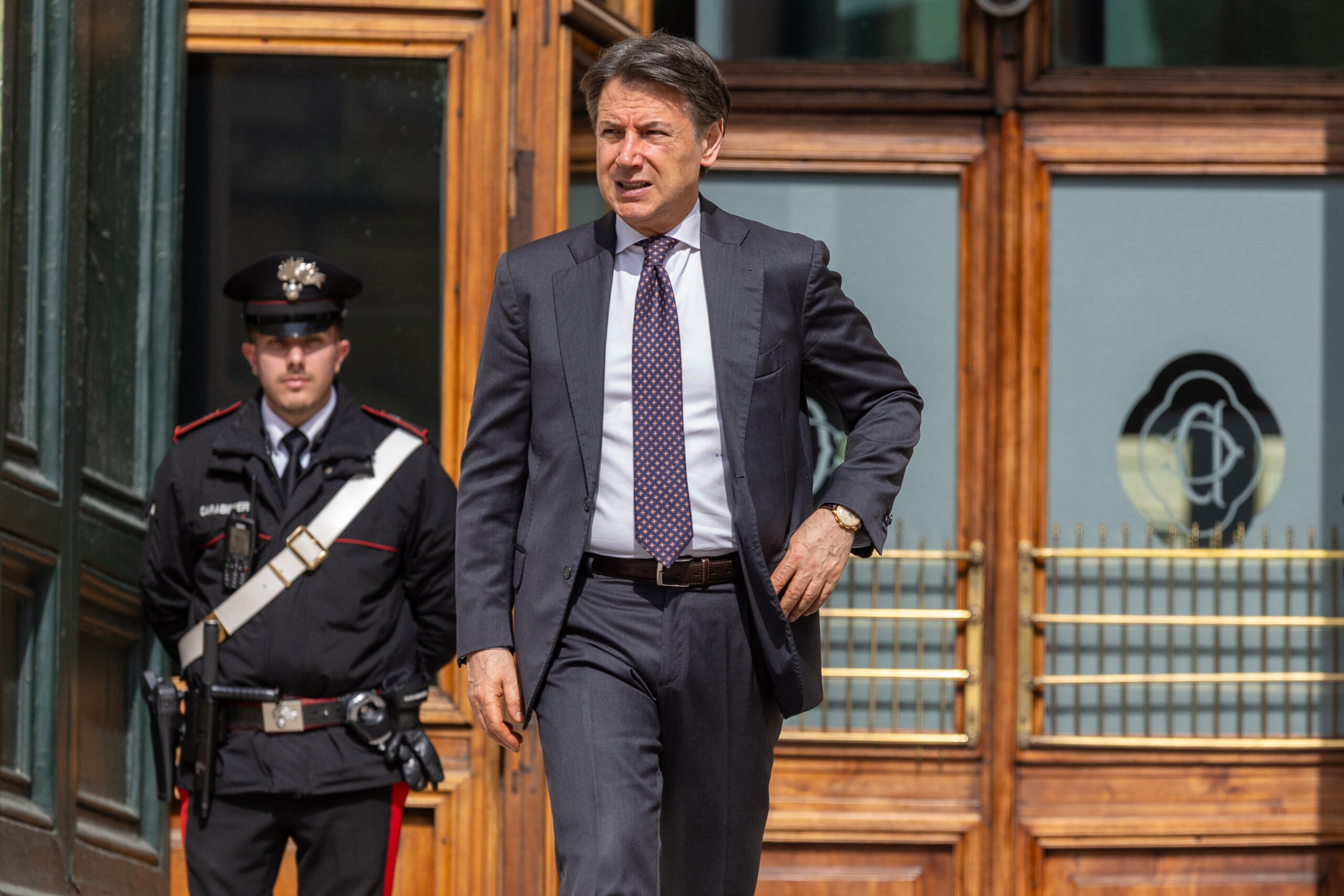 iran conte il faut prendre position comme sanchez non a la servitude scaled