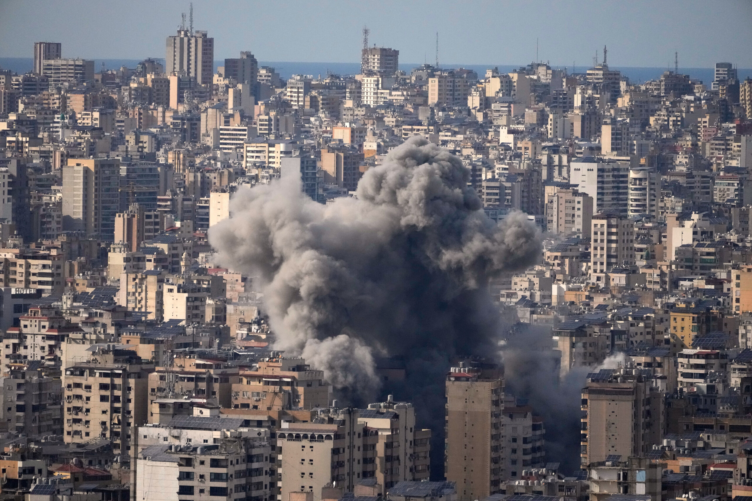 iran liban 16 morts et 35 blesses dans des frappes aeriennes israeliennes scaled