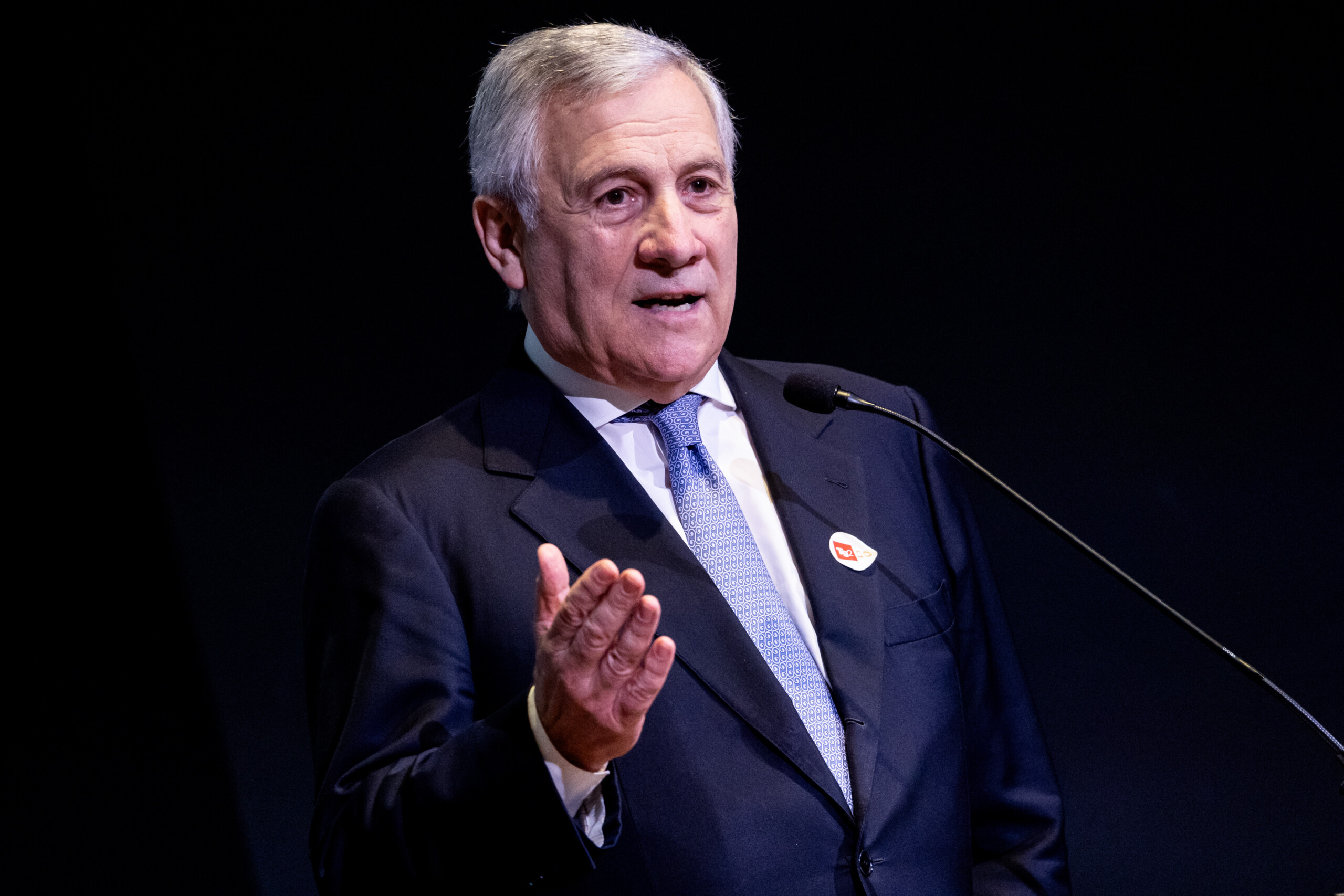 referendum tajani le systeme actuel a ete voulu par mussolini il nexiste que dans les dictatures scaled