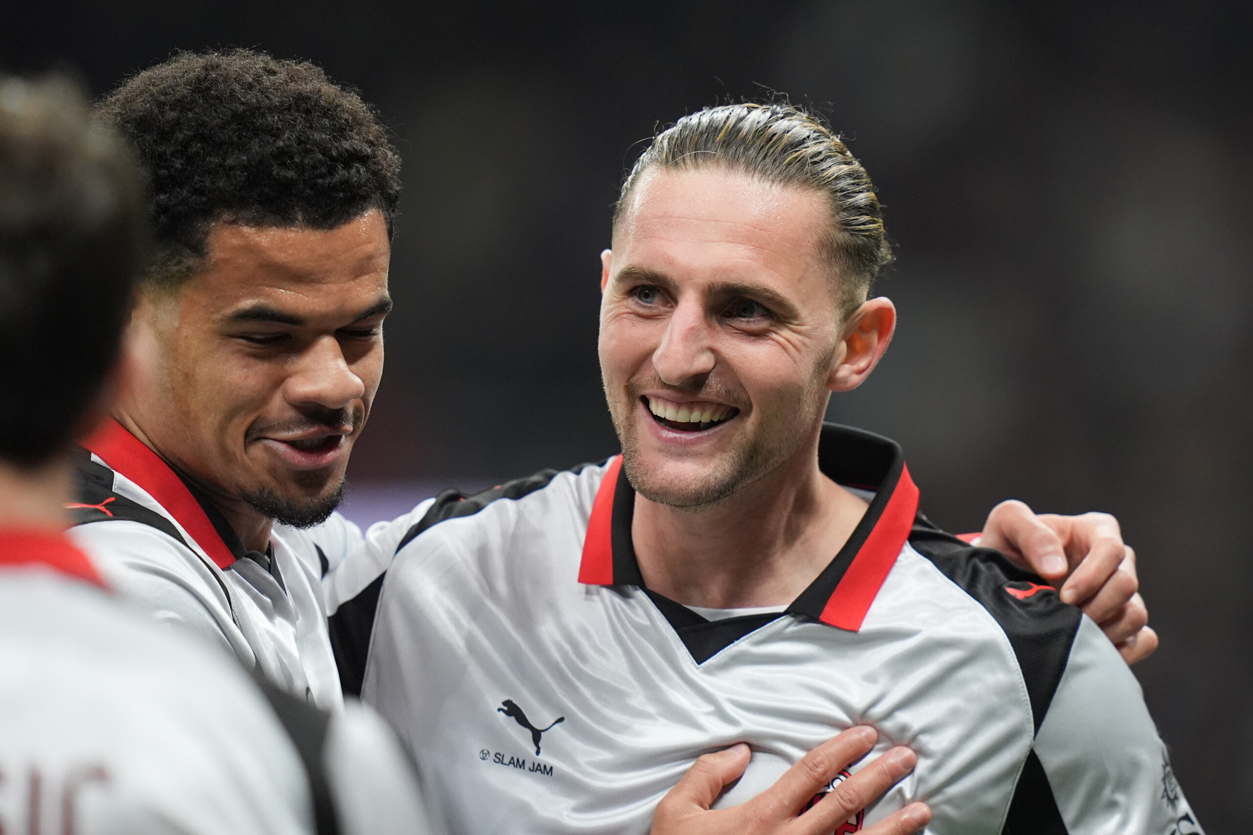 football serie a milan bat turin 3 2 scaled