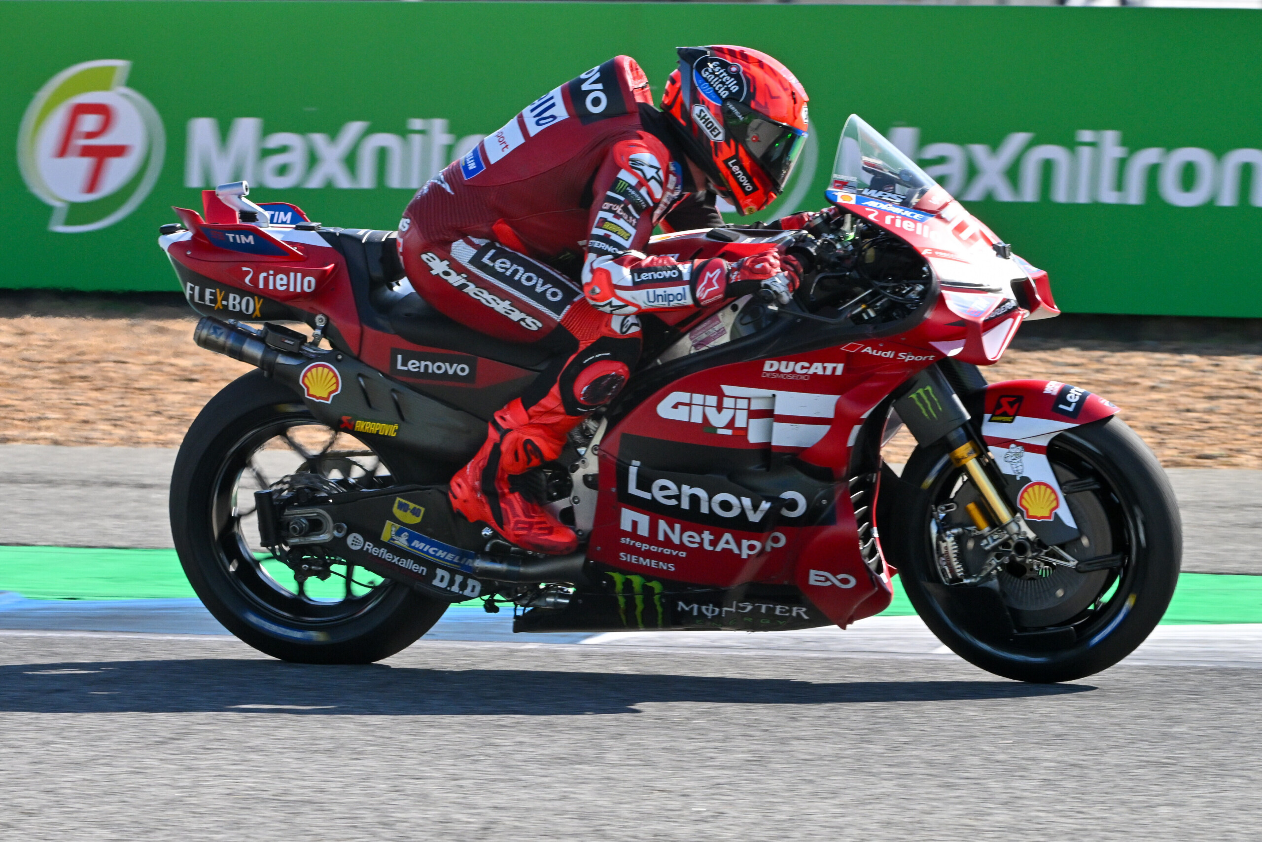 MotoGP : Marc Marquez remporte le sprint ; Di Giannantonio deuxième 1 motogp marc marquez remporte le sprint di giannantonio deuxieme scaled