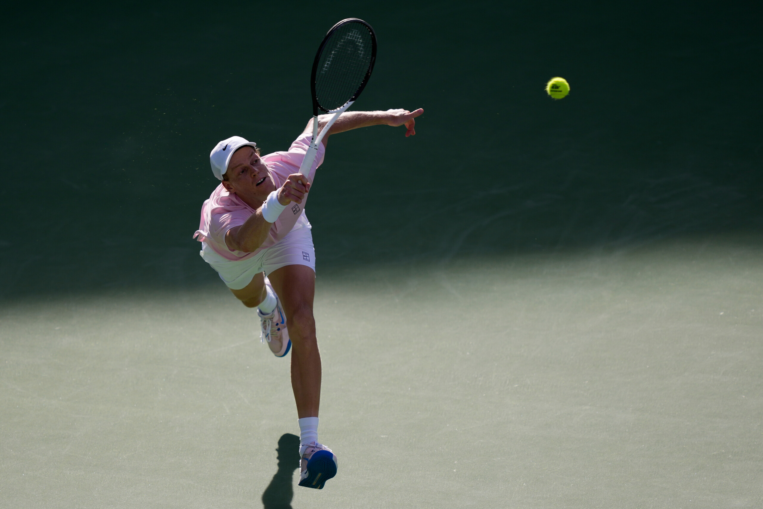 Tennis, Open de Miami : Sinner bat Dzumhur en deux sets et se qualifie pour les 16es de finale 1 tennis open de miami sinner bat dzumhur en deux sets et se qualifie pour les 16es de finale scaled