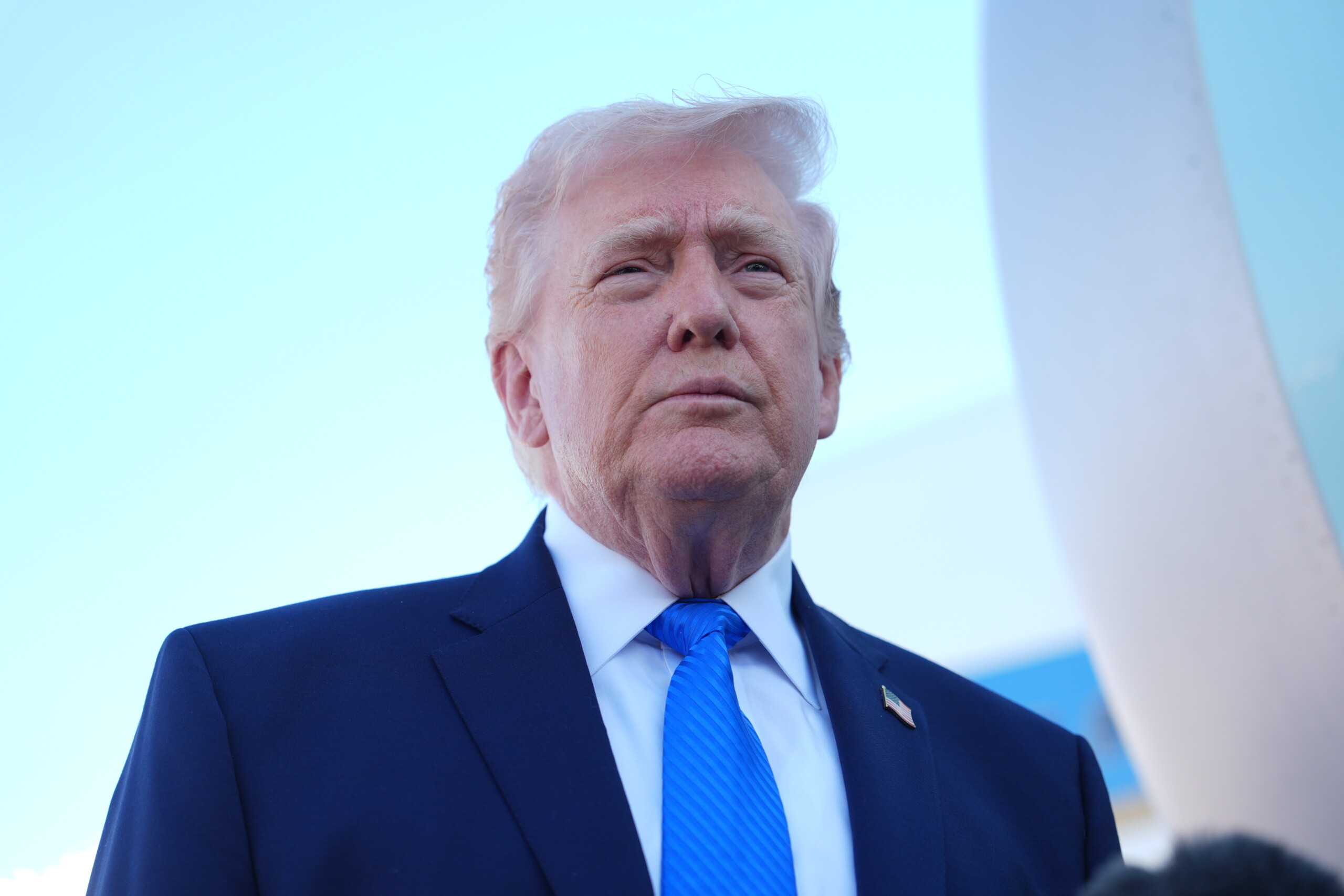 ira trump nous discutons avec un dirigeant respecte pas avec khamenei scaled