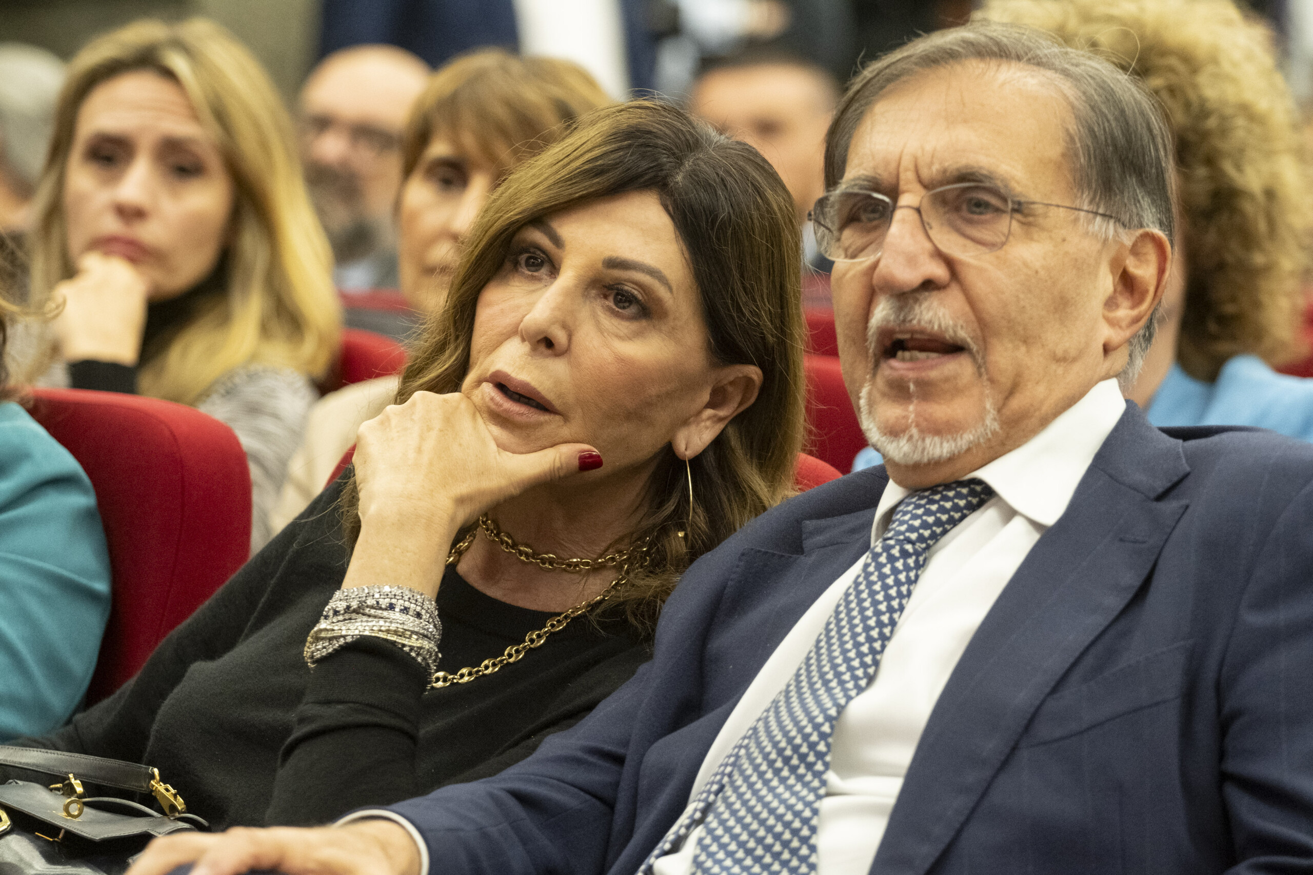 Gouvernement, La Russa : « Je soutiens Santanchè, qui fait preuve d'un grand sens des responsabilités » 1 gouvernement la russa je soutiens santanche qui fait preuve dun grand sens des responsabilites scaled