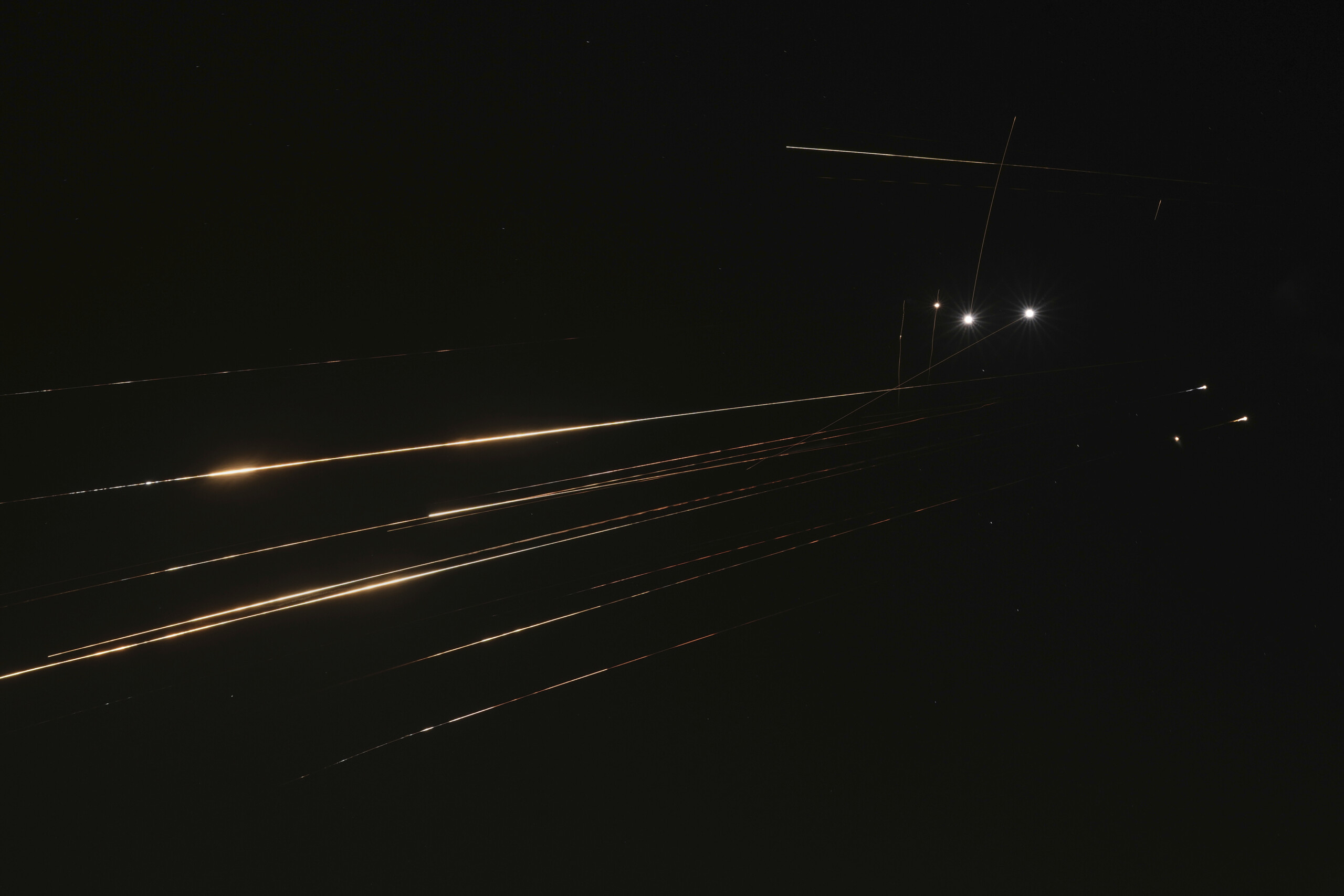 iran des missiles ont ete tires cette nuit en direction disrael et des bases americaines dans le golfe scaled