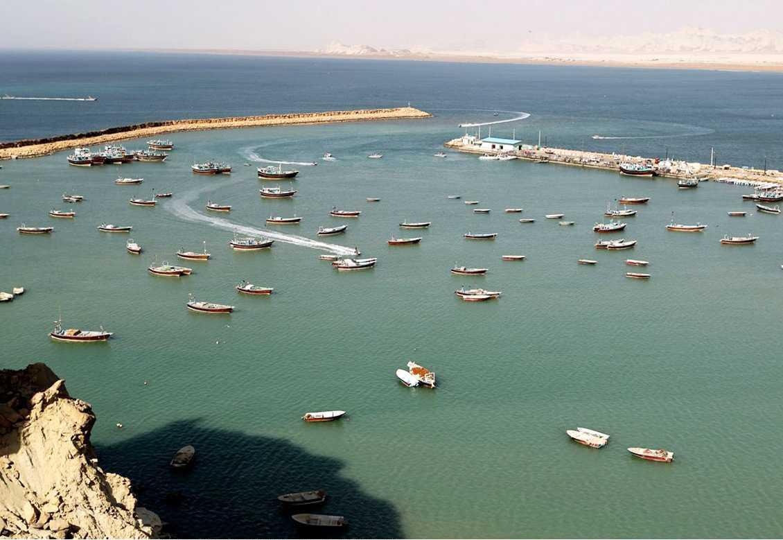 Iran, médias : 5 morts dans une attaque américaine et israélienne contre une ville proche du détroit d’Hormuz 1 iran medias 5 morts dans une attaque americaine et israelienne contre une ville proche du detroit dhormuz