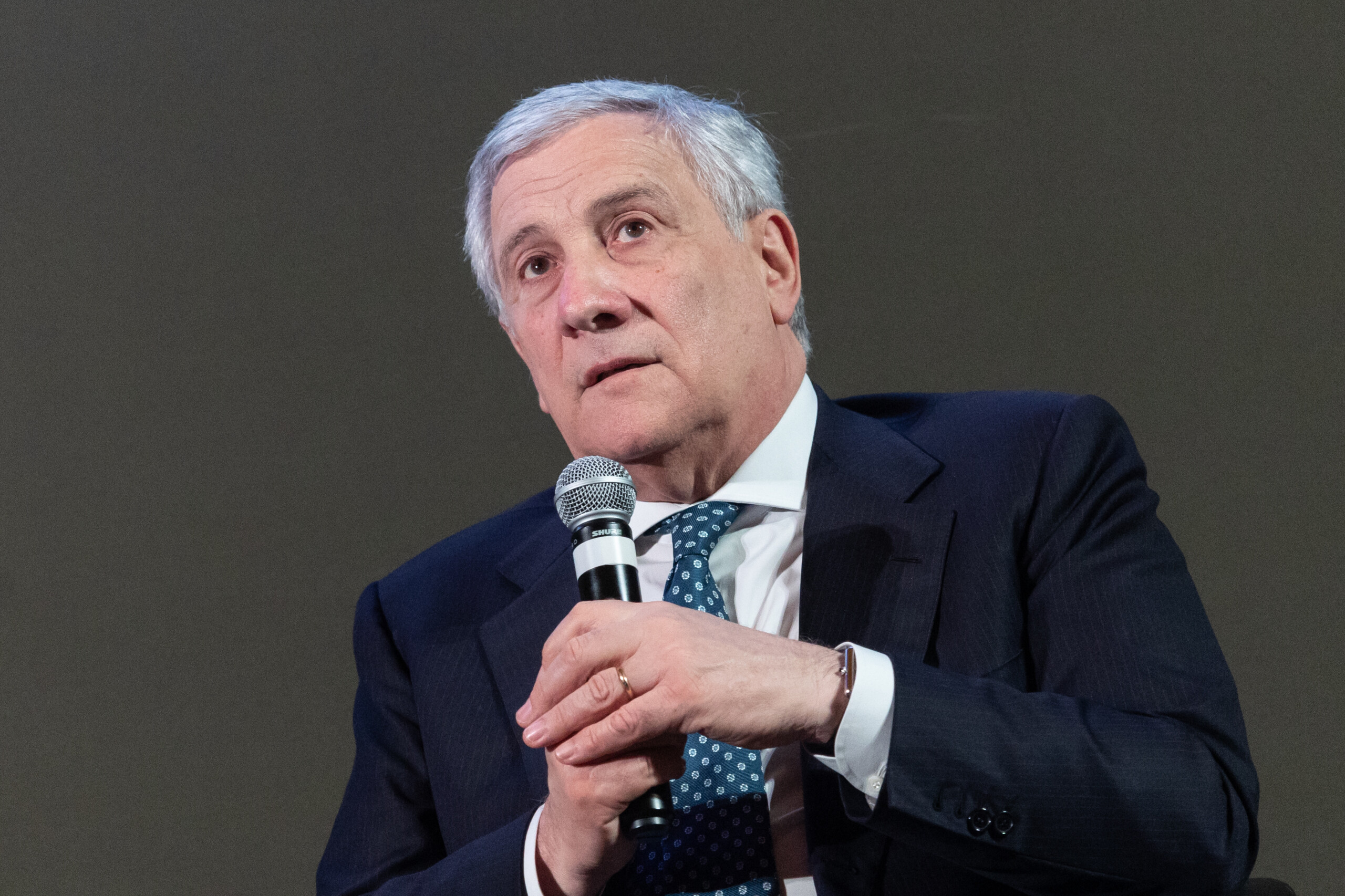 Jérusalem, Tajani : « Interdiction inacceptable à Pizzaballa d’entrer au Saint-Sépulcre » 1 jerusalem tajani interdiction inacceptable a pizzaballa dentrer au saint sepulcre scaled