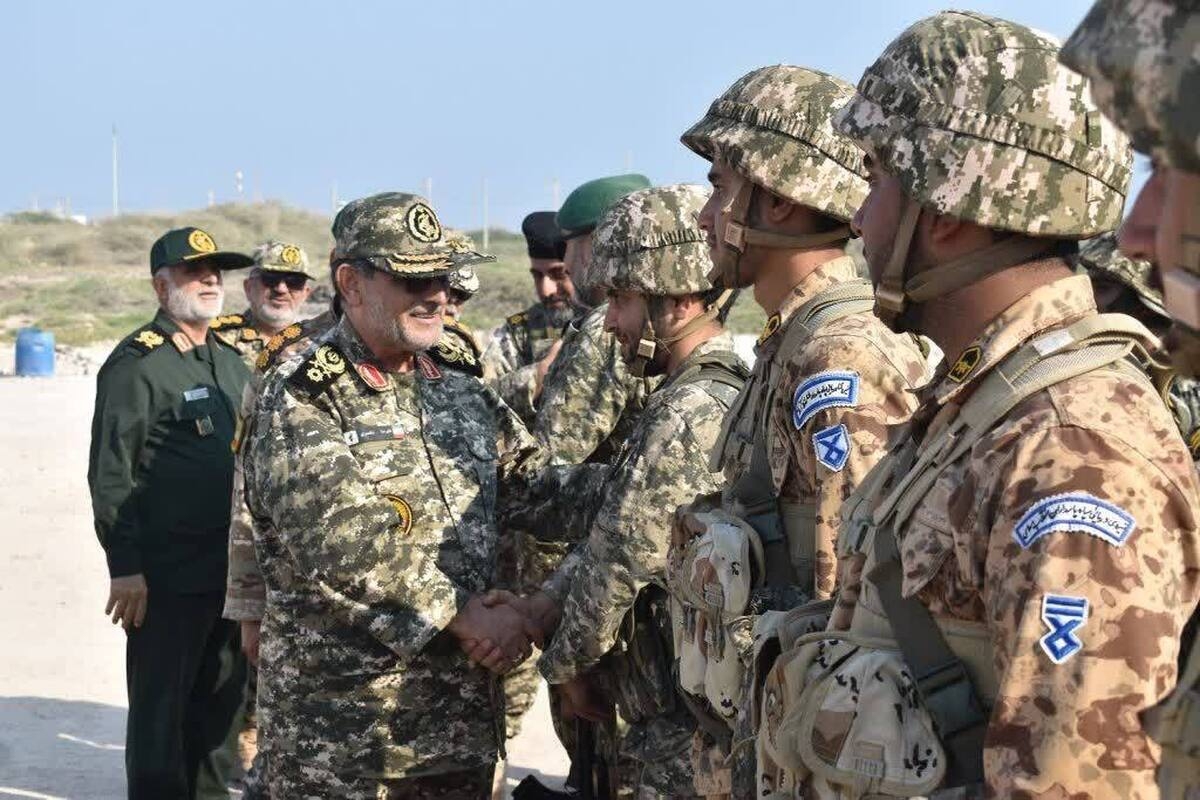 iran pasdaran loffensive se poursuivra jusqua ce que les ennemis soient mis a