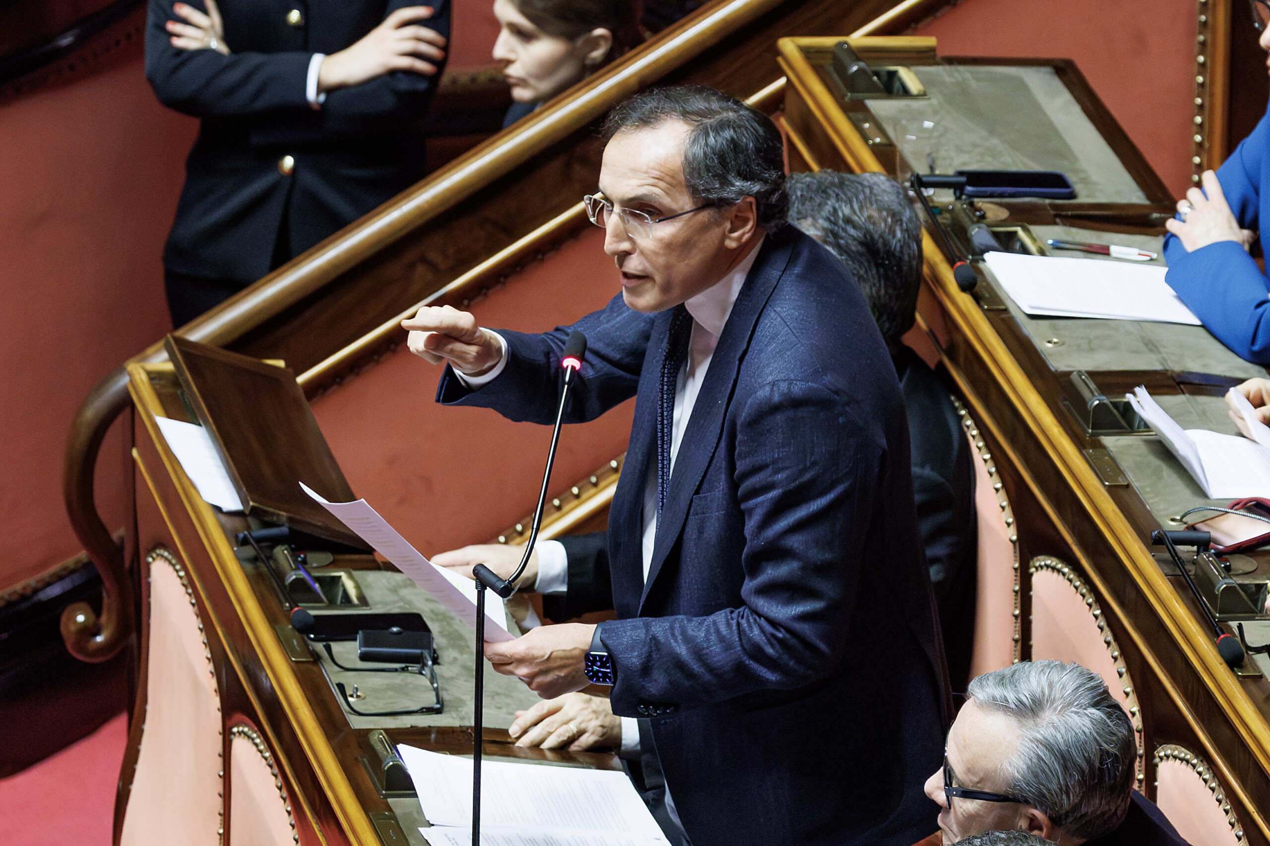 decret loi sur les factures boccia pd concernant les carburants seules des mesures ponctuelles sont prevues scaled