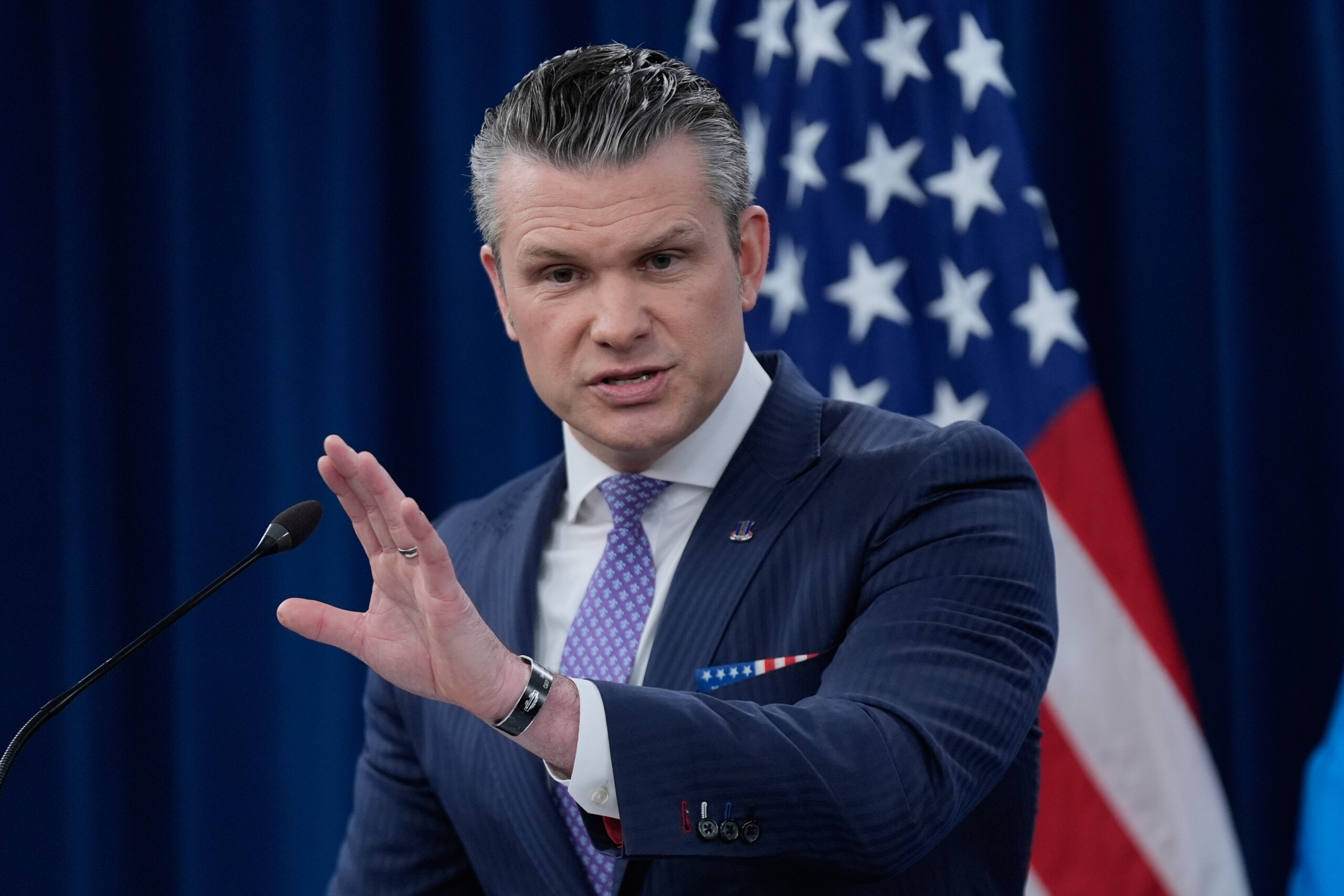 iran hegseth reprend la menace de trump ils retourneront a lage de pierre scaled