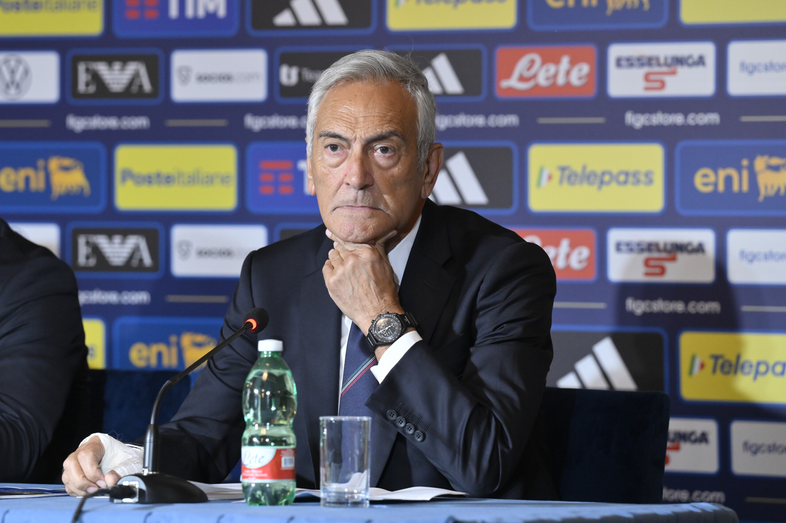 la figc gravina a demissionne lelection du nouveau president aura lieu le 22 juin scaled
