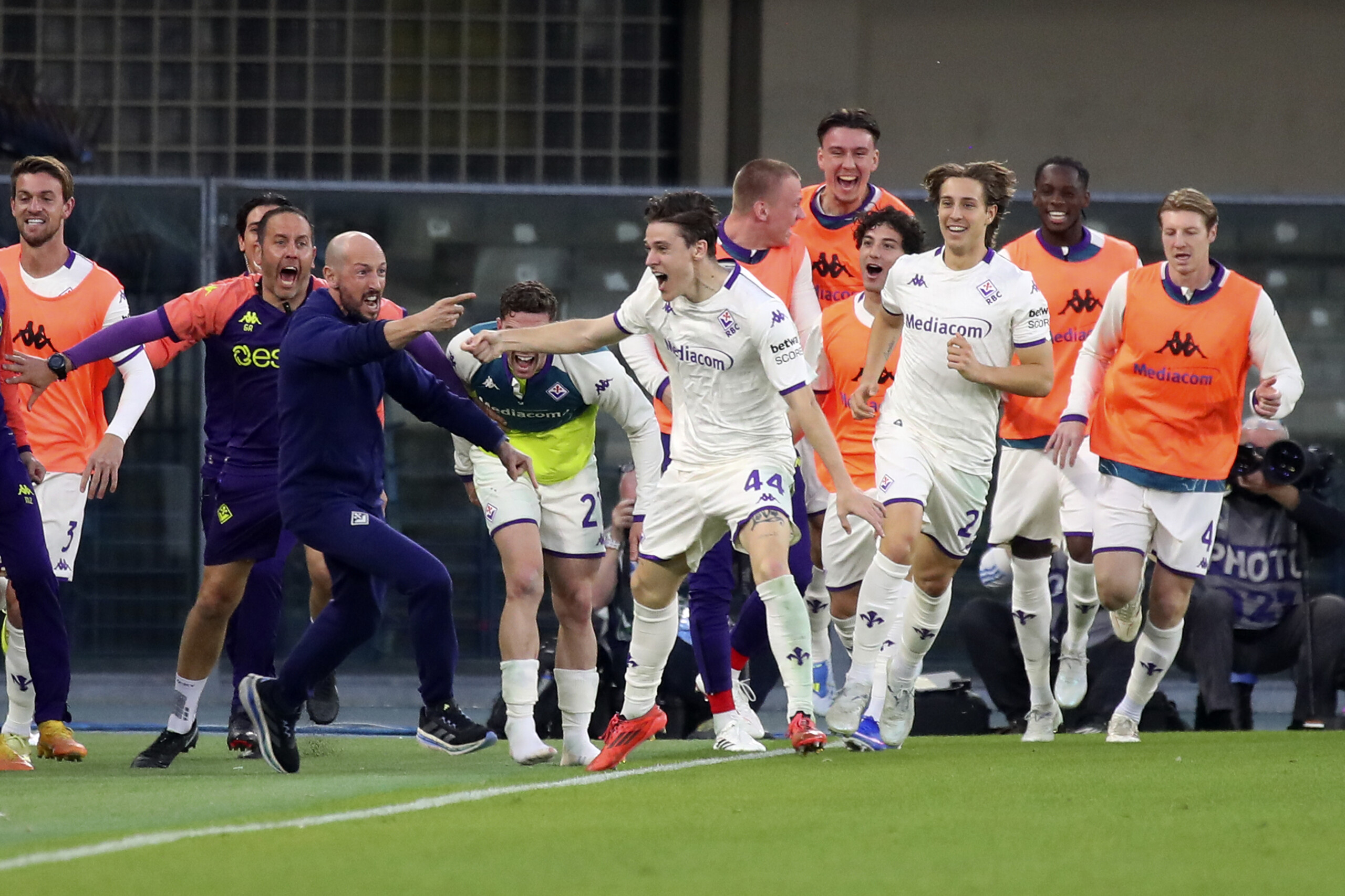 football serie a la fiorentina bat verone 0 1 au bentegodi scaled