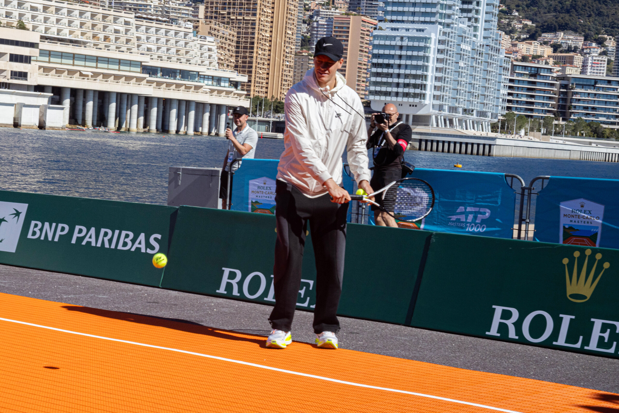 tennis sinner je nai pas encore gagne de masters 1000 sur terre battue ce serait bien a monte carlo scaled