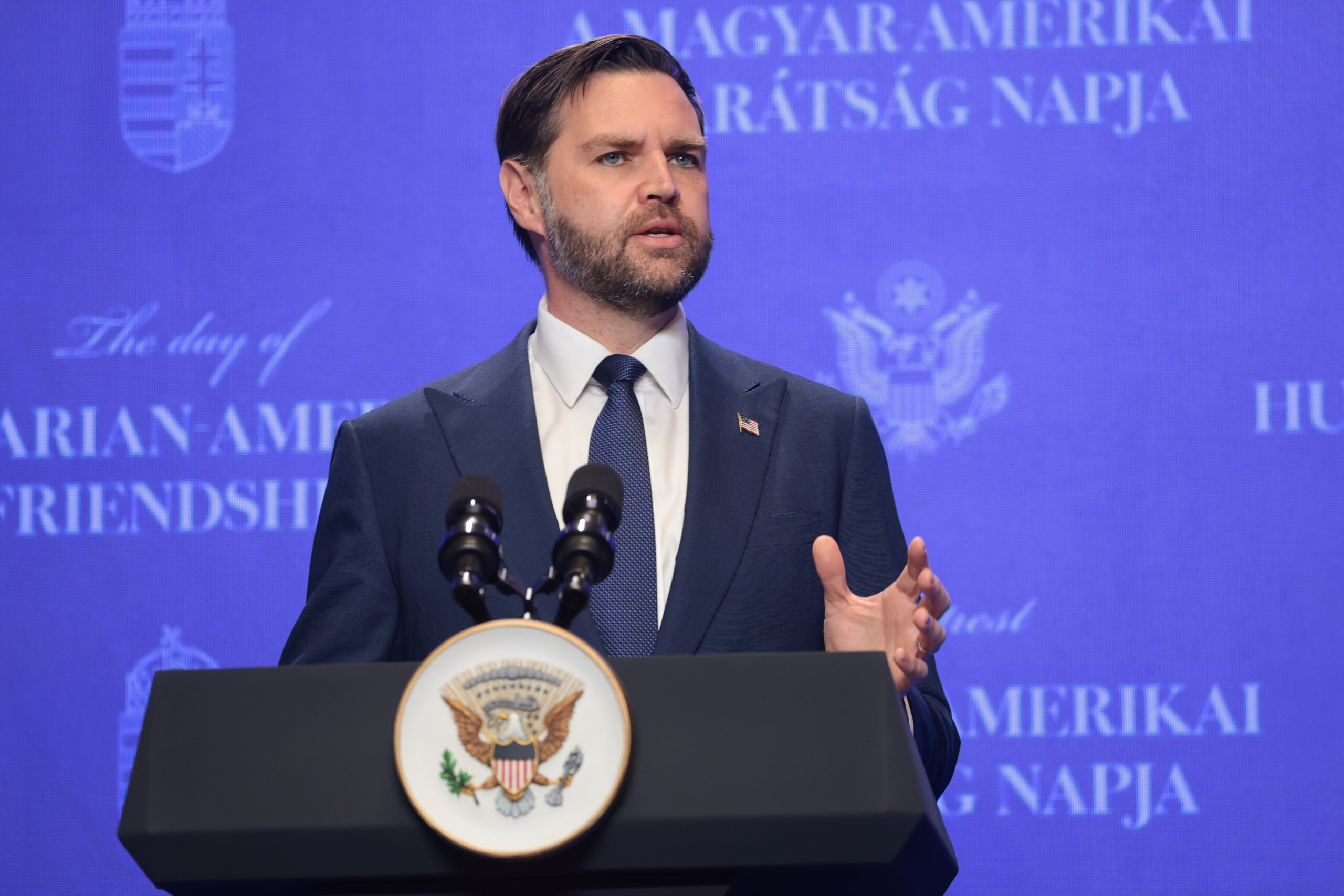 hongrie vance orban est le dirigeant le plus influent deurope en matiere de securite energetique scaled