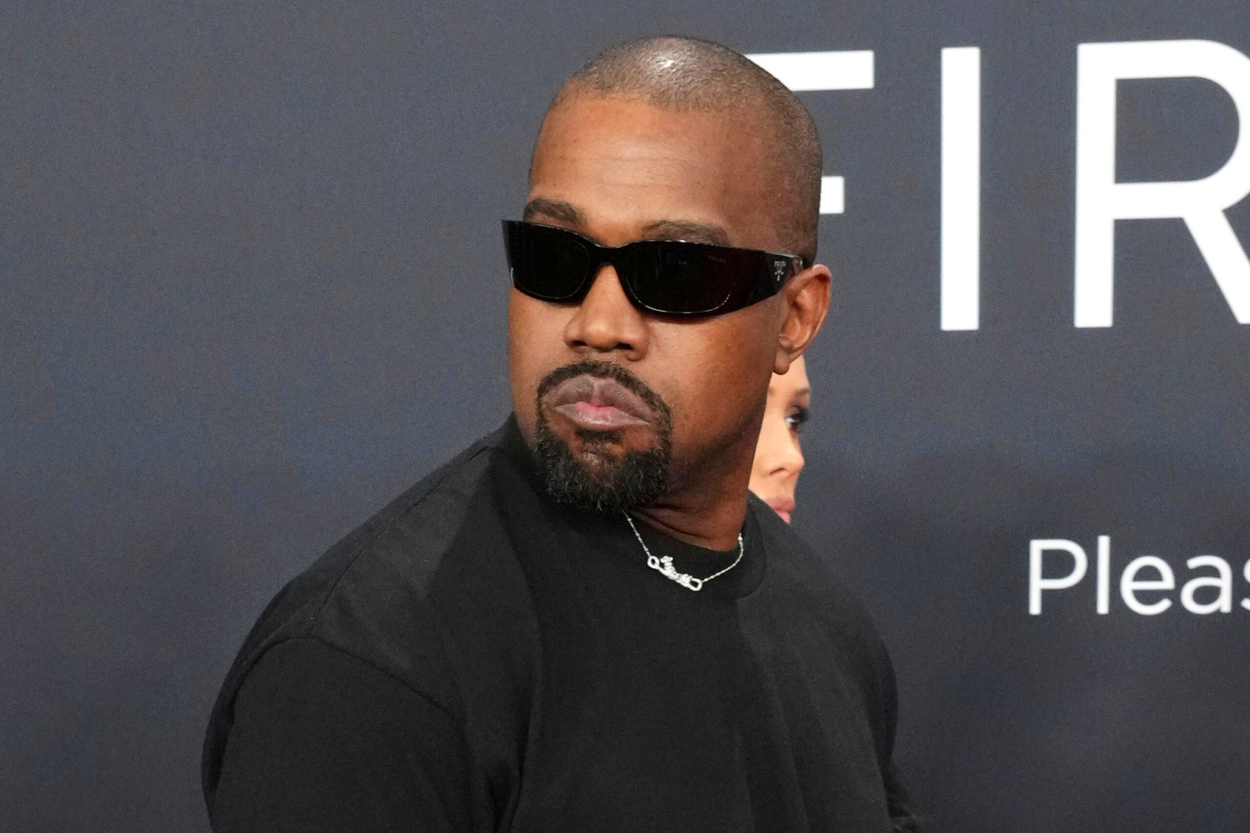 Musique, le Royaume-Uni refuse l’entrée à Kanye West après des déclarations antisémites 1 musique le royaume uni refuse lentree a kanye west apres des declarations antisemites scaled