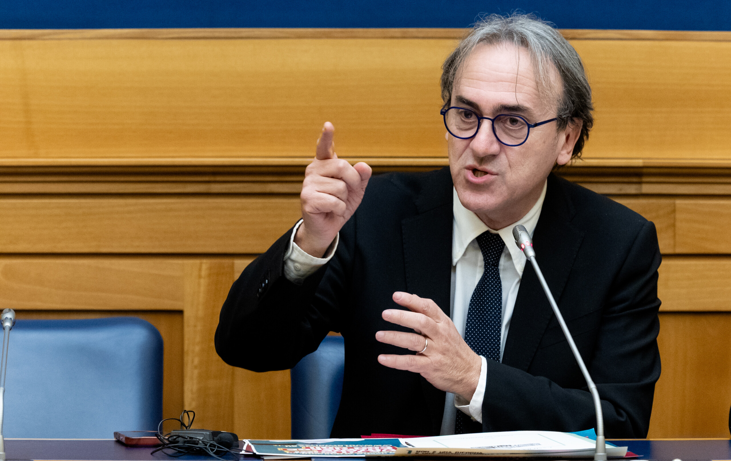 Iran, Bonelli : « Trump, le tyran, joue à la guerre, le monde est plus instable » 1 iran bonelli trump le tyran joue a la guerre le monde est plus instable scaled