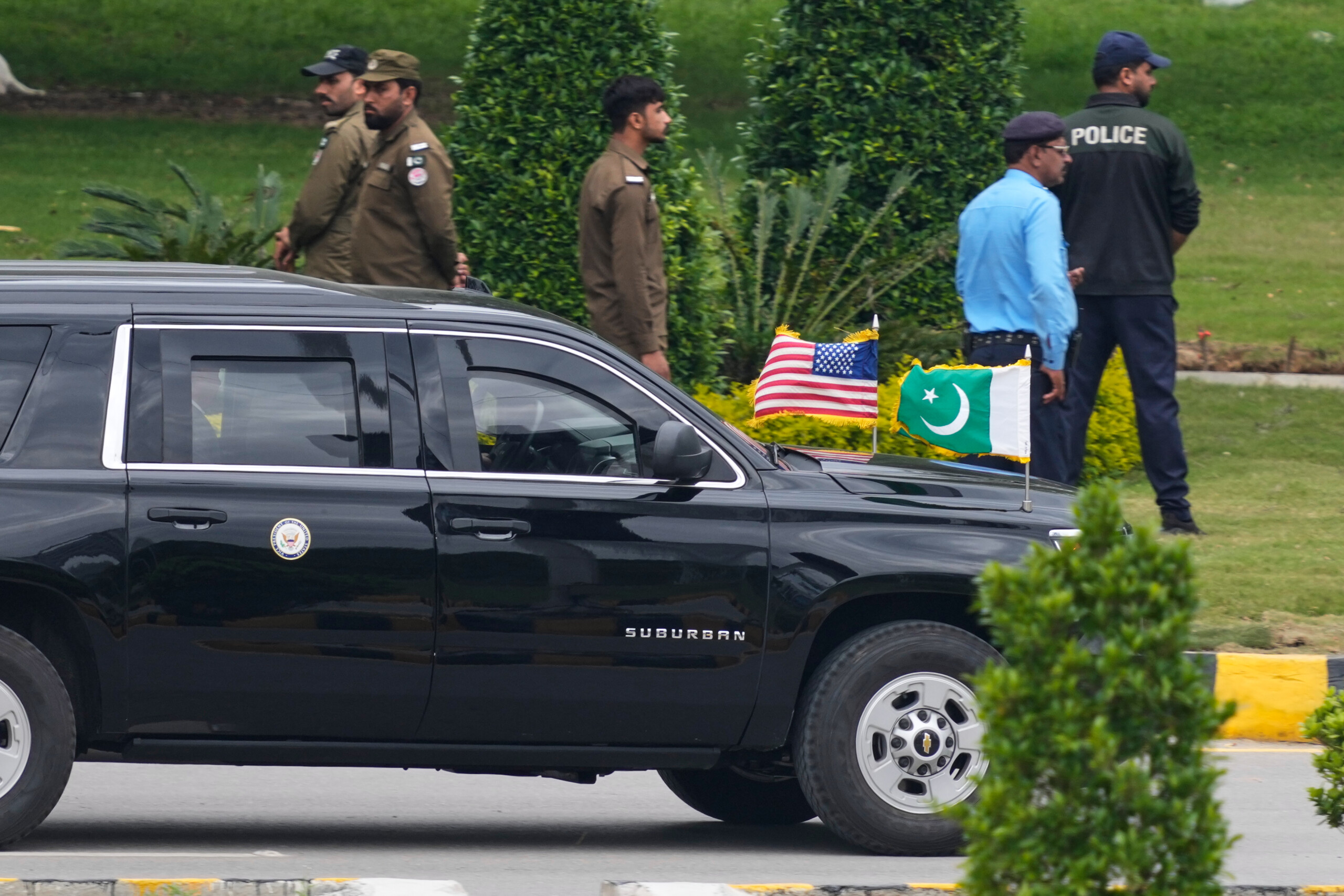 iran vance rencontre le premier ministre pakistanais sharif a islamabad scaled