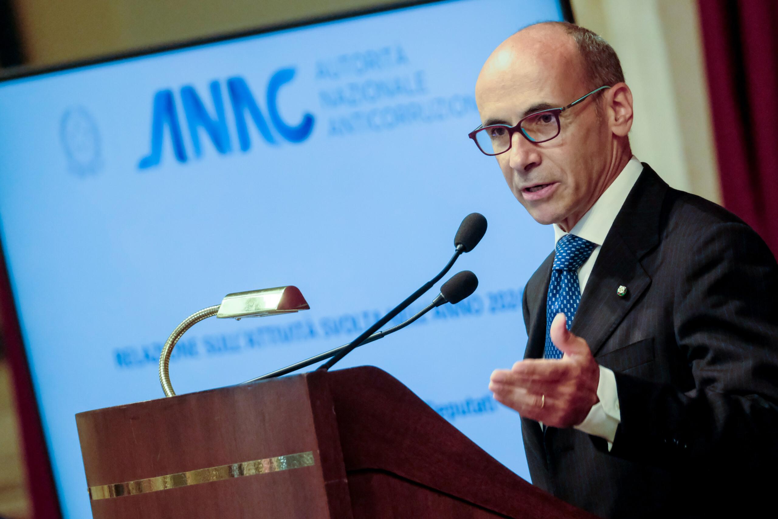 corruption busia anac un phenomene qui au fil du temps est devenu insidieux et insaisissable scaled