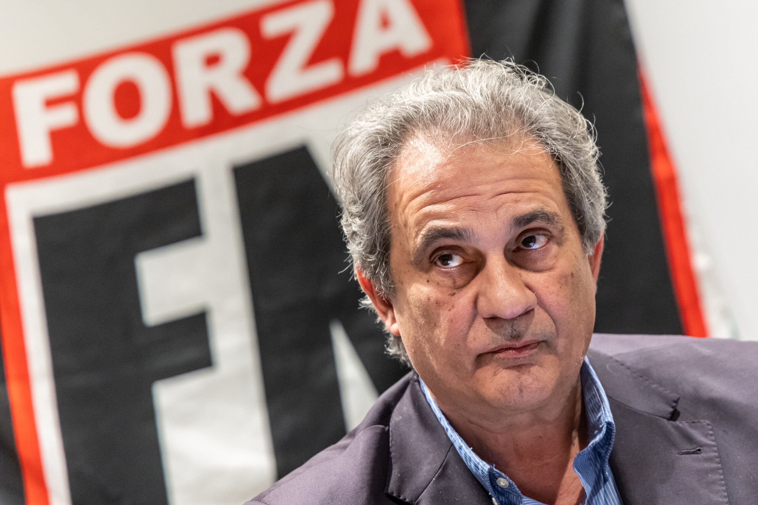 25 avril forza nuova se reunit a predappio fiore lantifascisme cest fini scaled