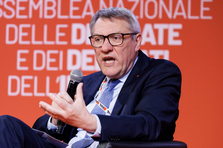 25 avril landini on defend la democratie en la pratiquant