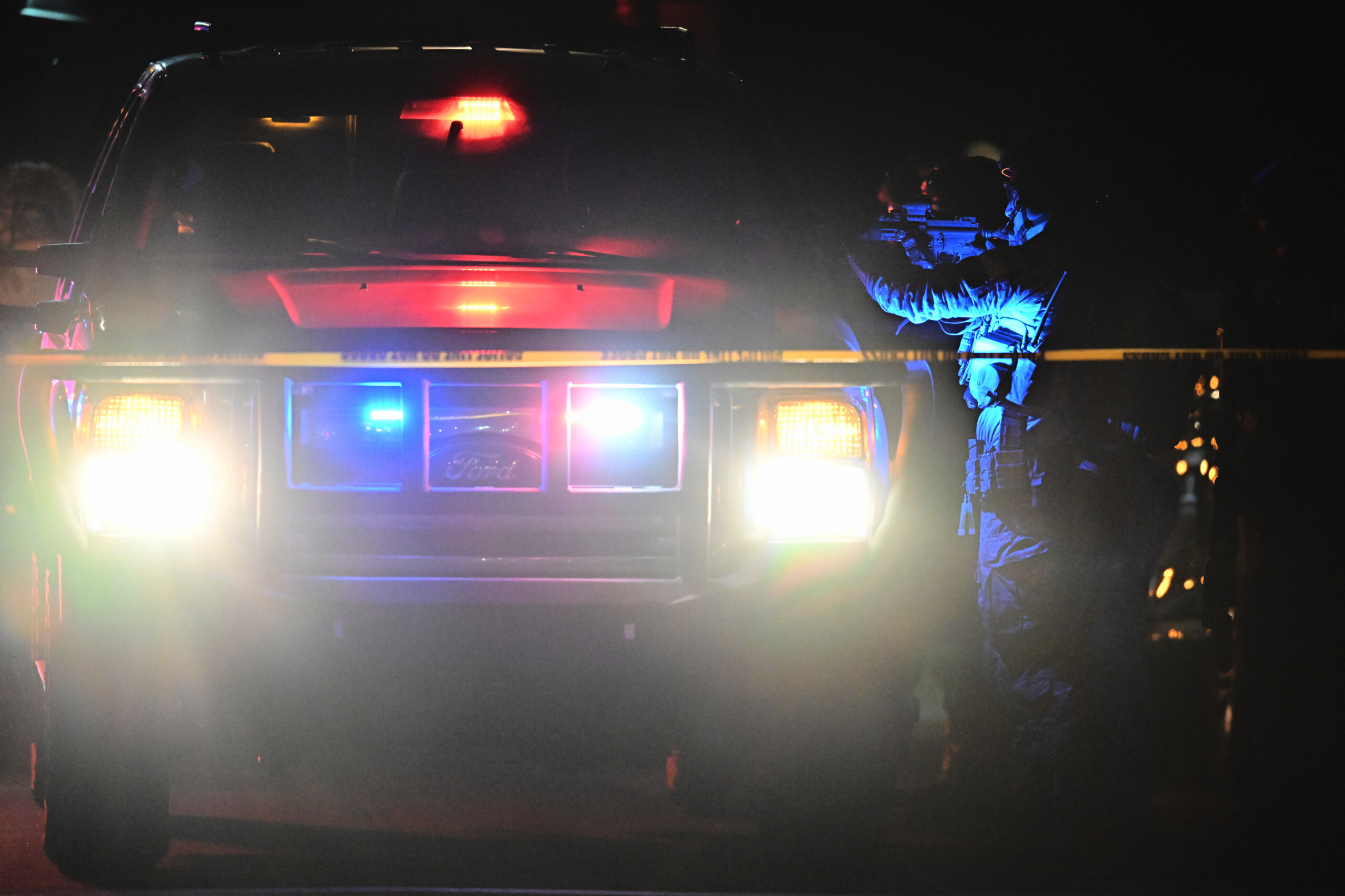 etats unis selon les medias le fbi perquisitionne le domicile dun suspect dattentat en californie scaled