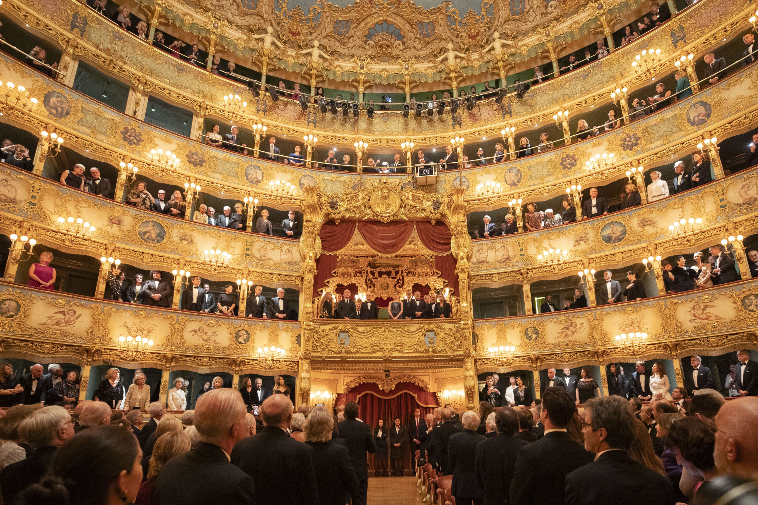 theatre la fenice rsu les travailleurs recoivent des insultes et des menaces de mort scaled