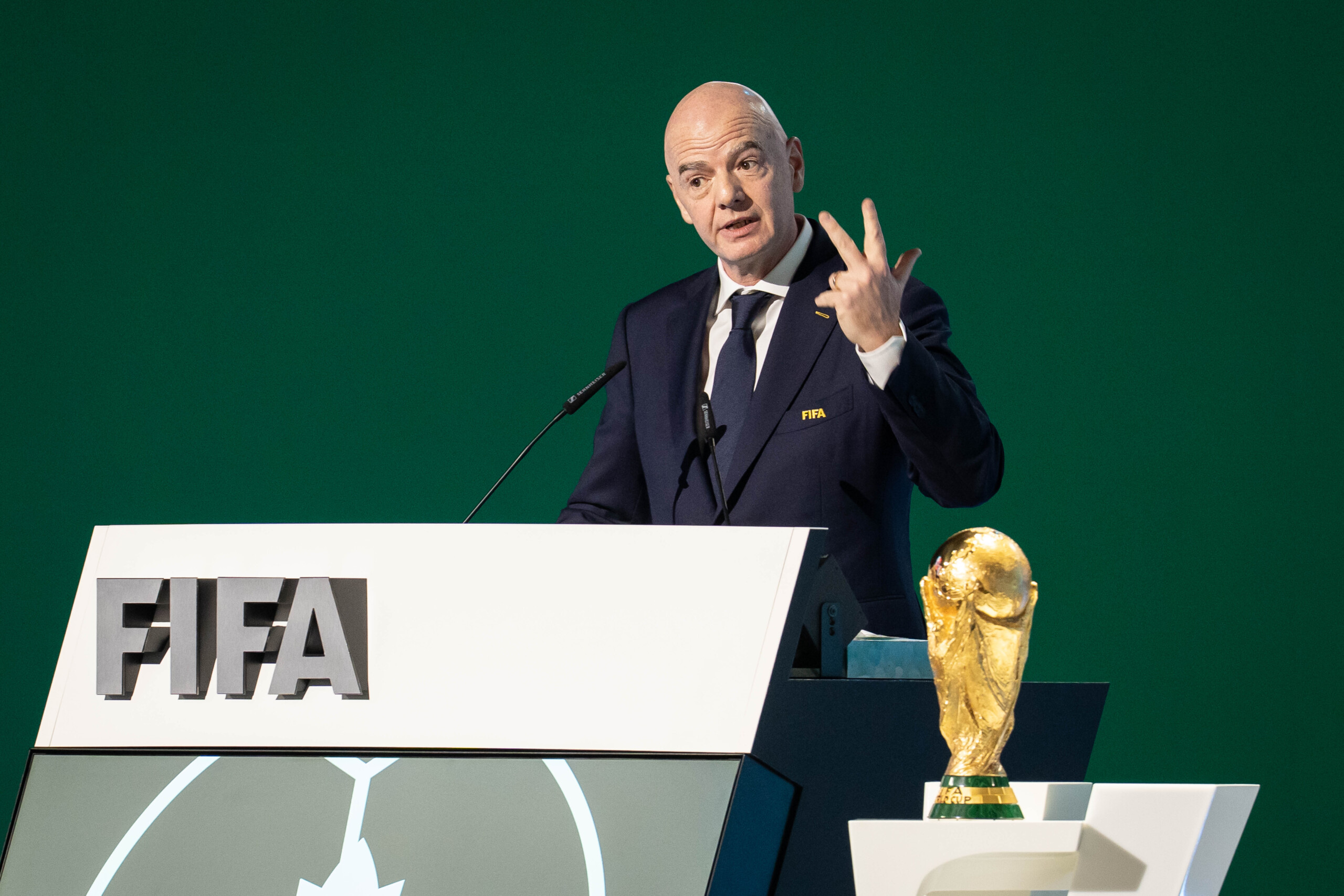 fifa infantino liran participera a la coupe du monde et jouera aux etats unis scaled
