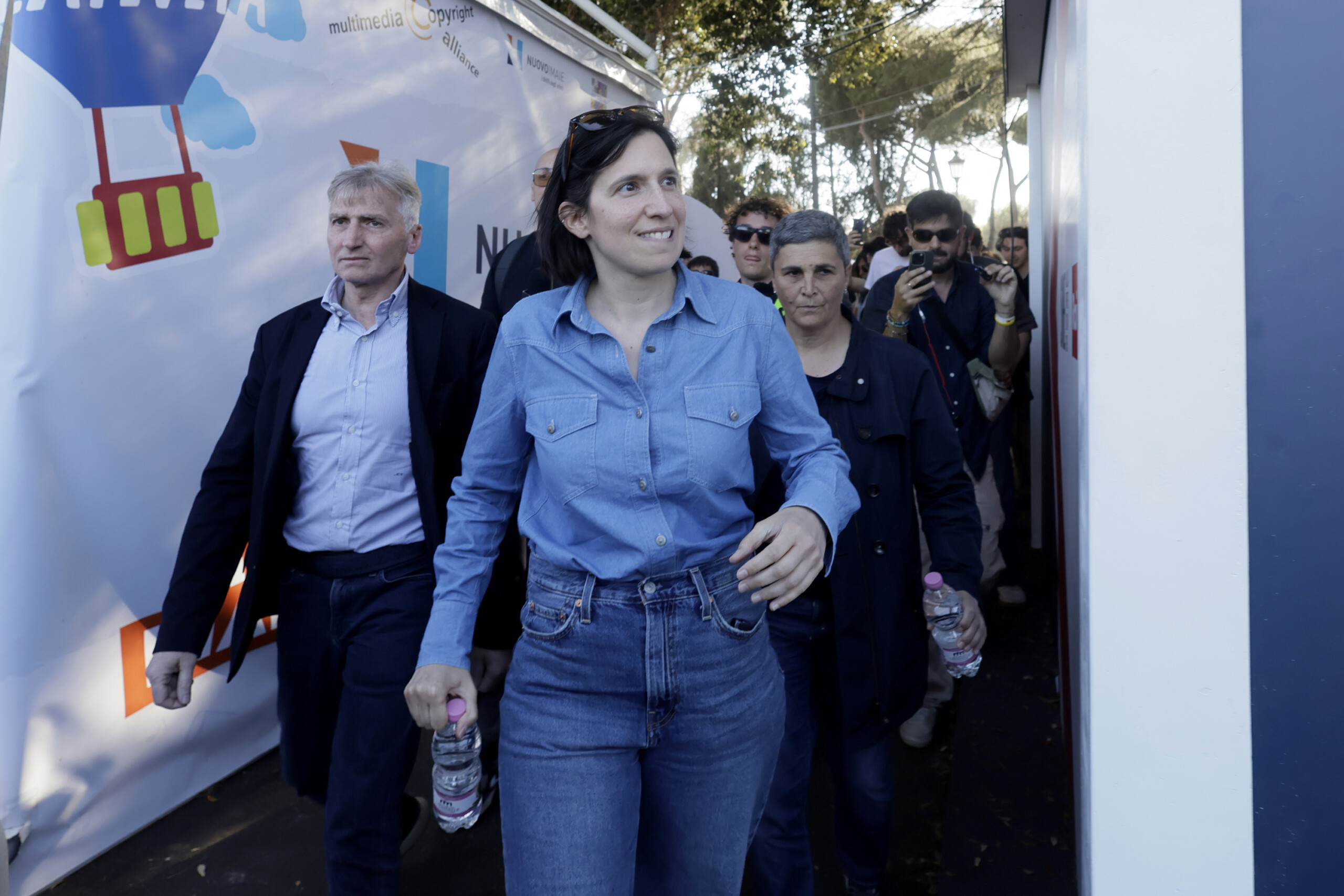 1er mai schlein apres trois ans le gouvernement se preoccupe enfin des salaires mais manque de courage sur le salaire minimum scaled