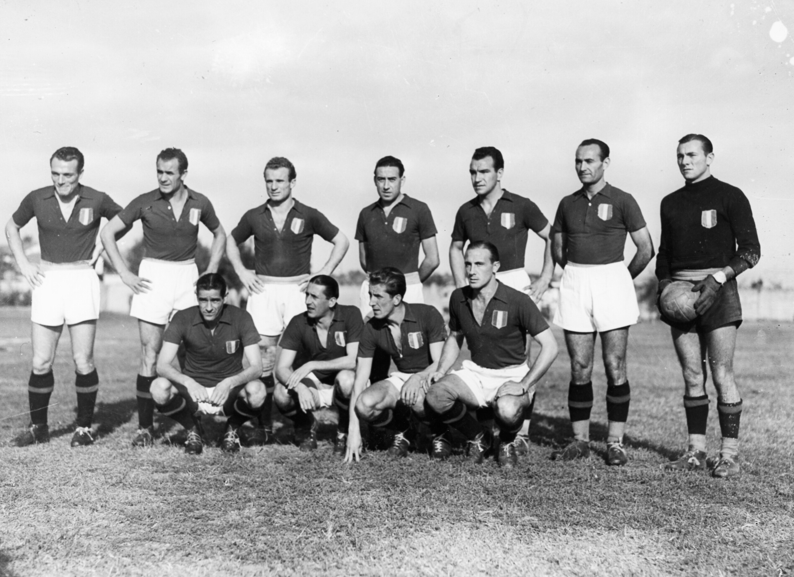 football le club granata se souvient du grande torino invincibles pour toujours scaled