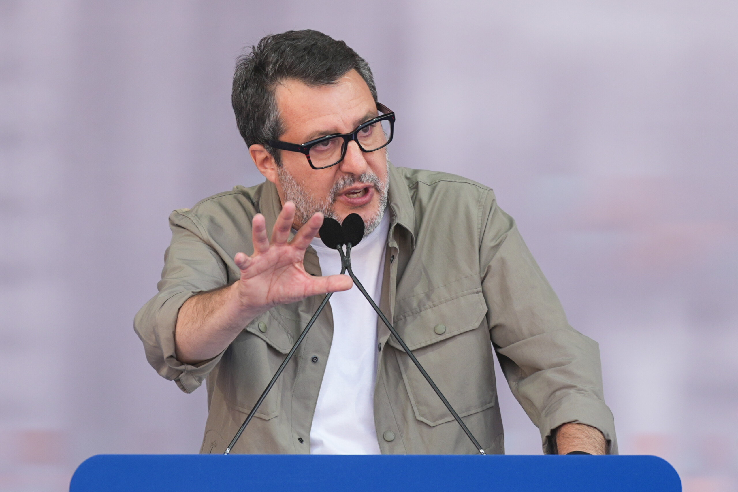 etats unis salvini trump on ne discute pas le pape on lecoute scaled