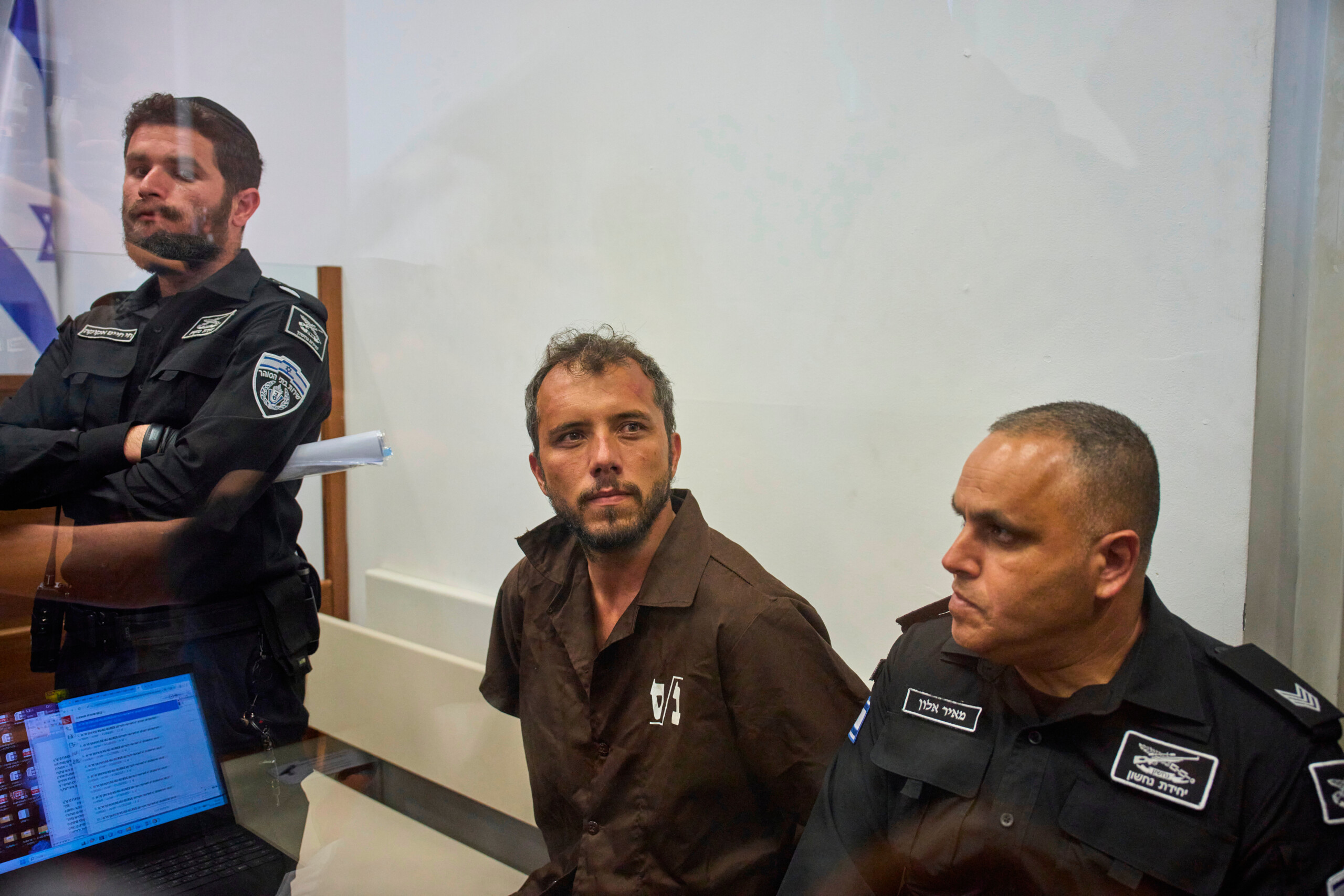 flottille la mere de lactiviste avila decede alors quil est detenu en israel scaled
