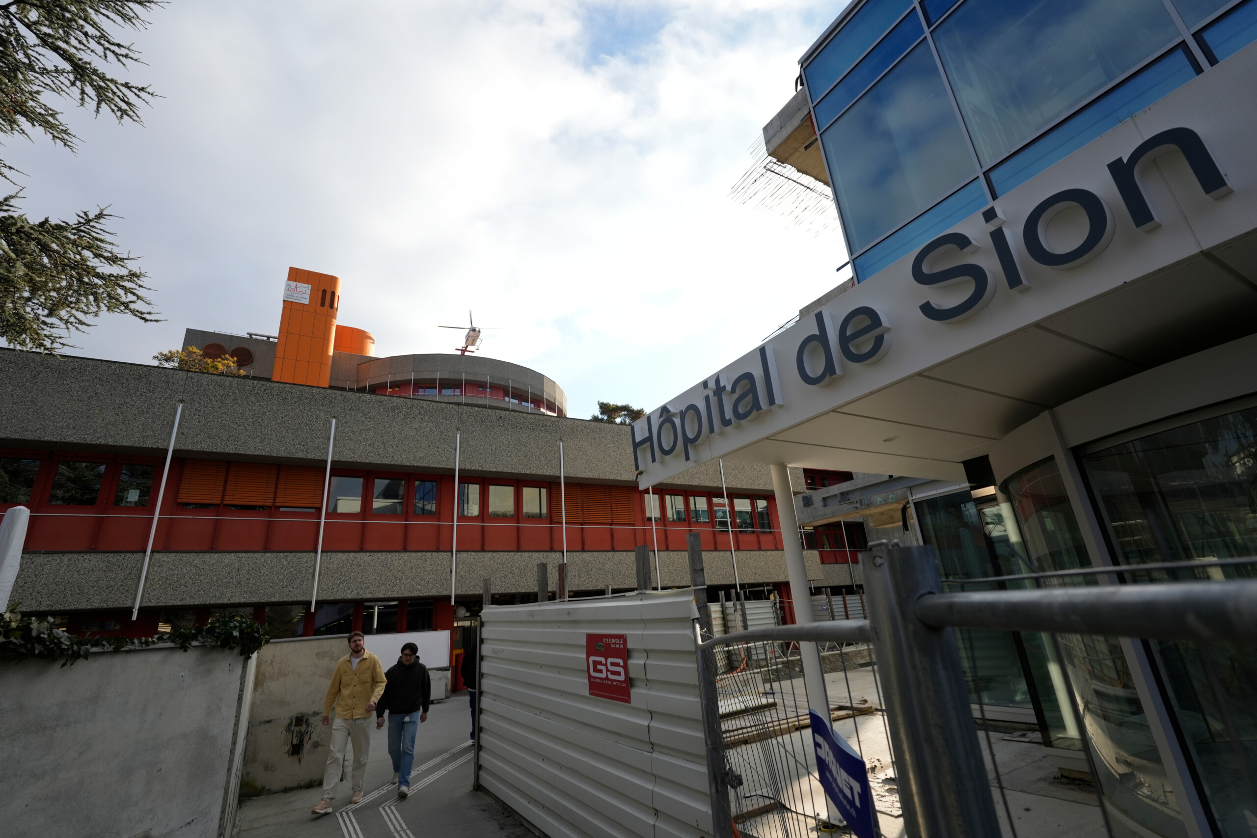 crans montana medias mecontentement en suisse face a lexoneration de litalie du paiement des factures scaled